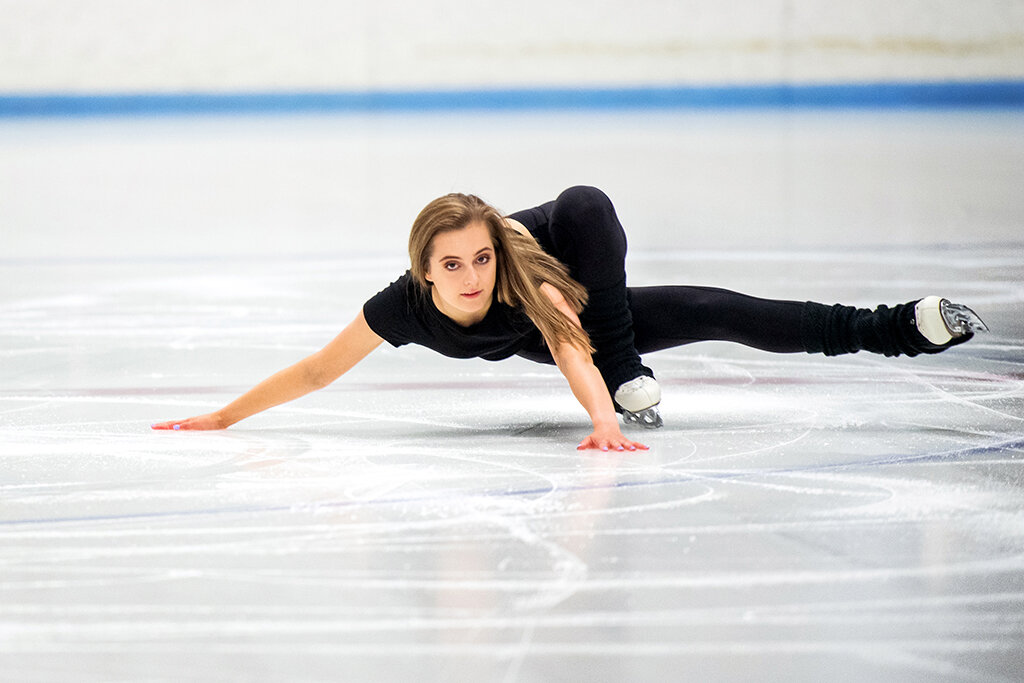 figure-skater-9238 web.jpg