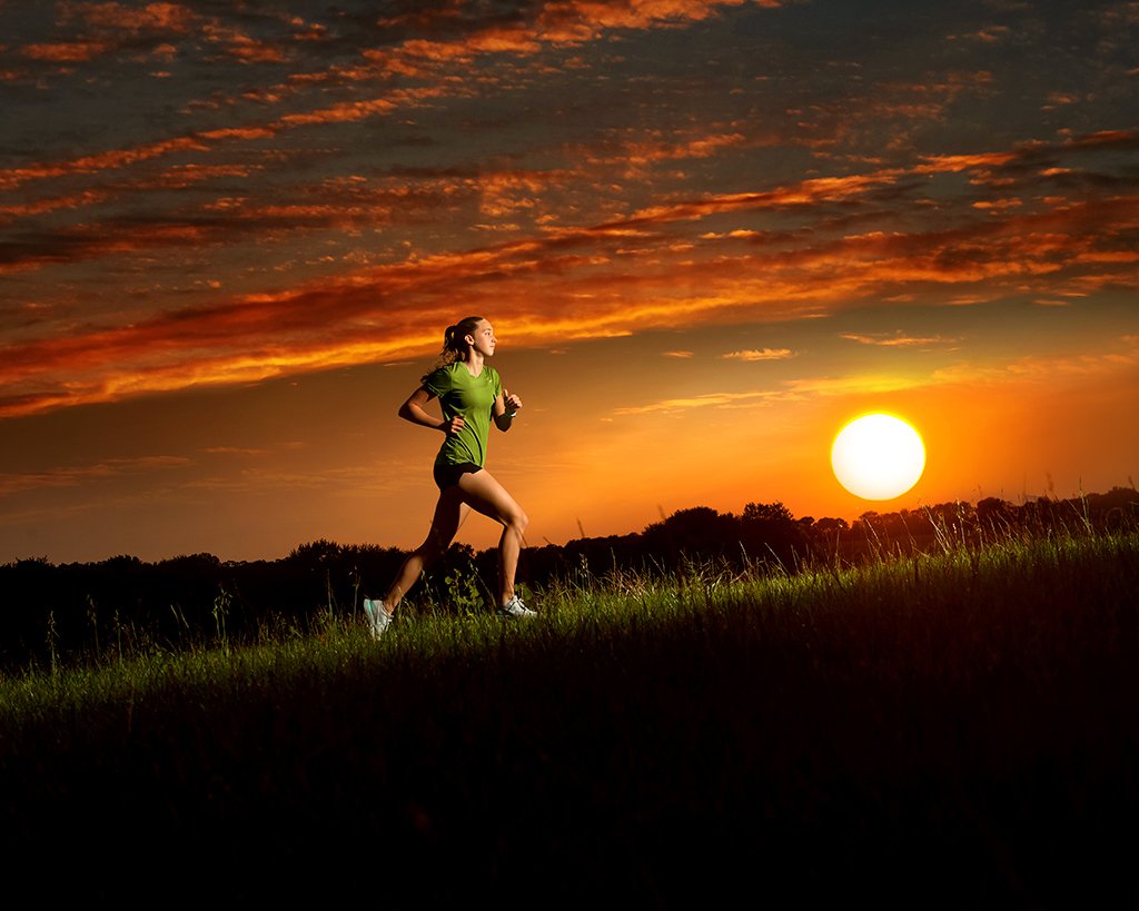 distance runner setting sun_0520 web.jpg