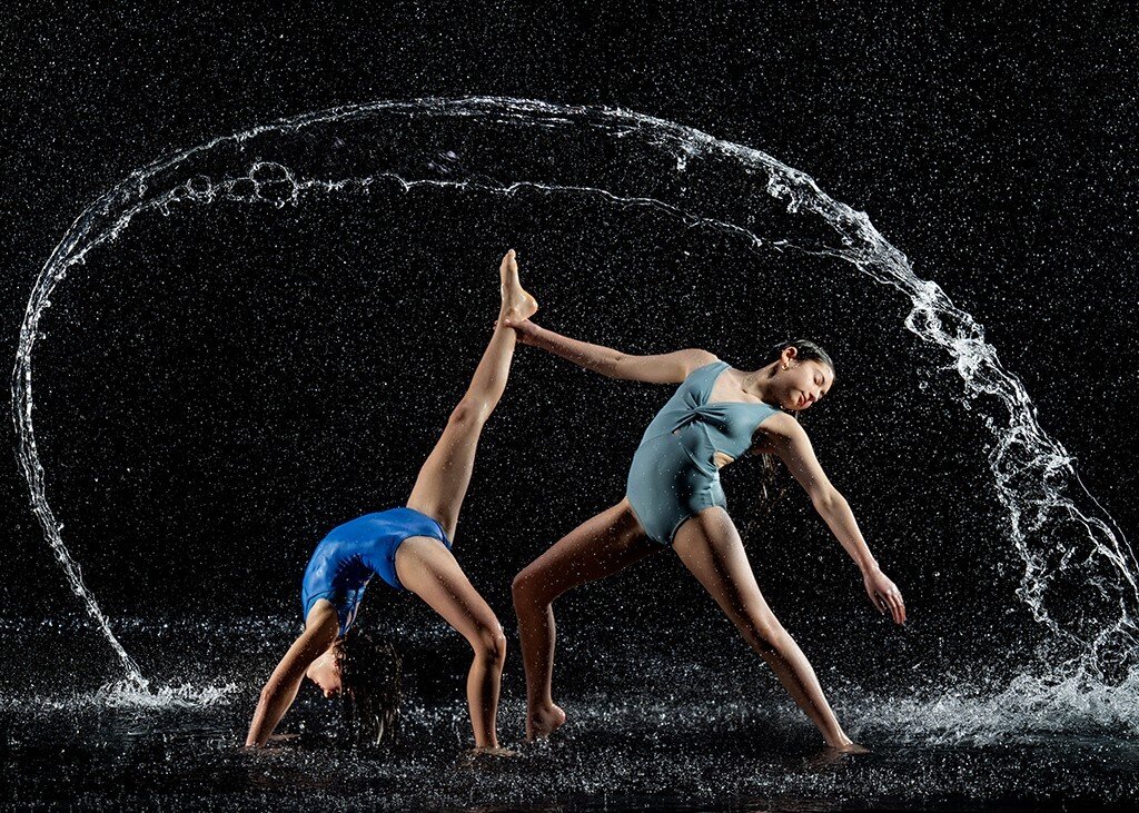 Rain rain go away, unless its in the studio and we are creating some awesome photos like these 🎶☔️⁠
⁠
Photographer: @ronmckinneyphoto⁠
Dancer: edealynne.dance edealynne gracedecristofaro⁠ 
Dance School: @denisesabaladancestudio⁠
⁠
#dancephoto #dance