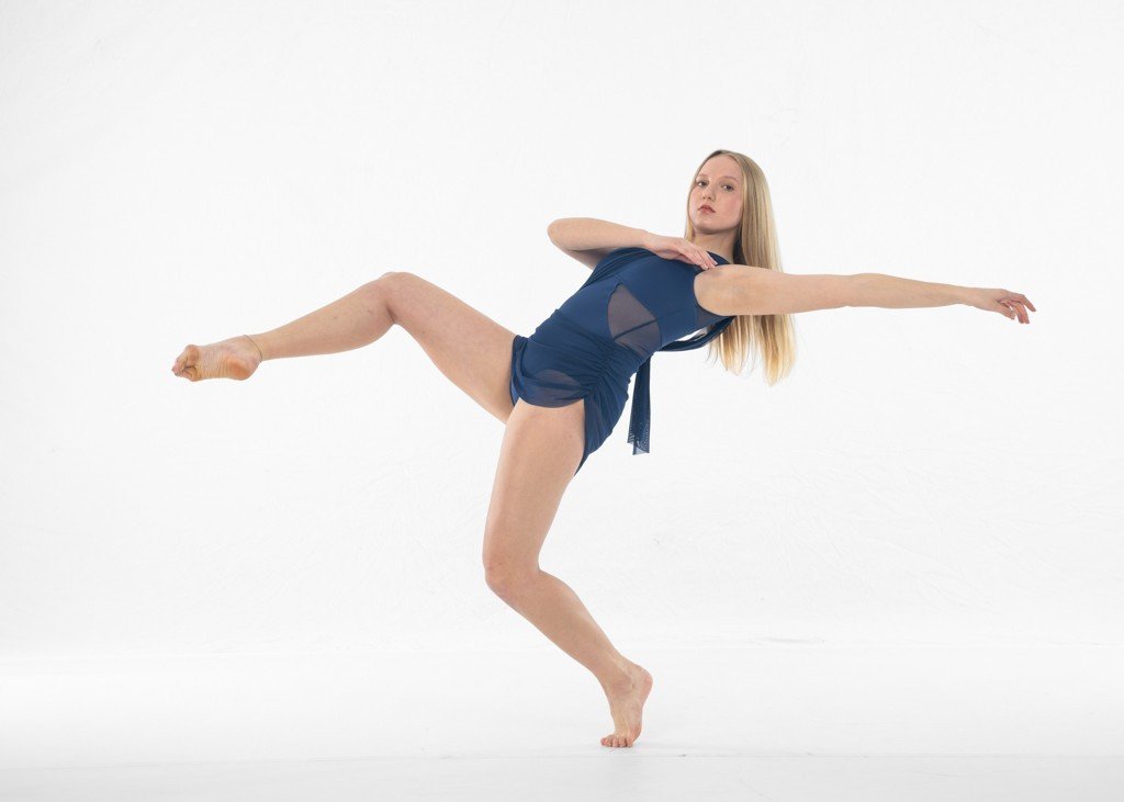 Check out some more images from the Dance and All That Jazz recital portrait session😎⁠
⁠
Photo: @ronmckinneyphoto⁠
Company: @danceandallthatjazz⁠
⁠
#dancephotography #dancephotographer #dancephoto #dancephotoshoot #balletphotography #balletphoto #ba