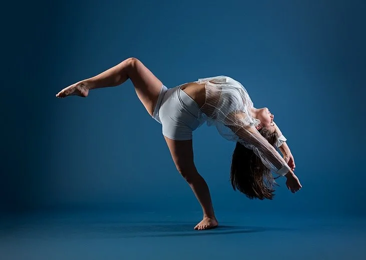 More from South Elgin Dance Team!! 💙

Photos: @ronmckinneyphoto 
Team: @southelginvarsitydance 
Dancers: @kaykay_delo @julianiemiecdance @kylieeethomp @faithestonerr @katelynreed22 @kylalabinski @avereeivanyi @isabella.2010._ @christinavaccarino @br