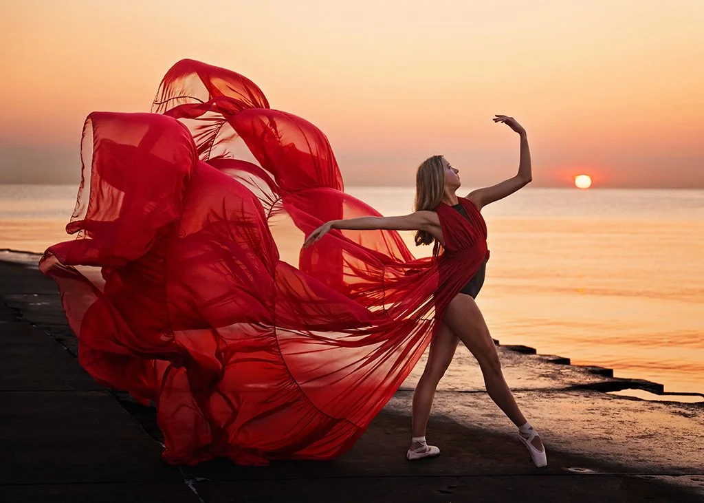 2 water 450 BelaMiller RMZ_7086 final web.jpg