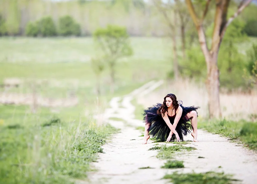 spiderwoman-dancer-2498b web.jpg