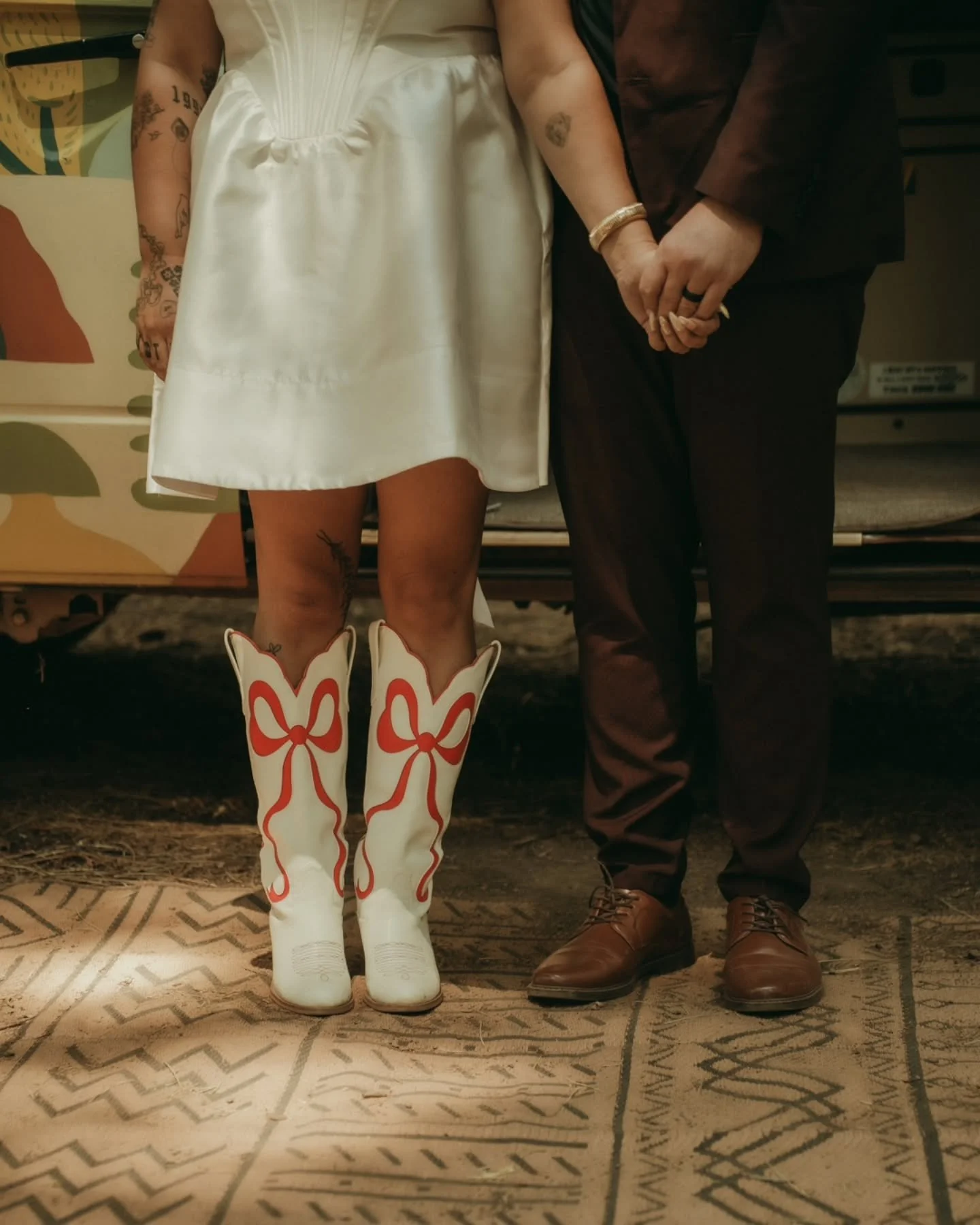 Boots with the Bows , the whole camp was looking at her ✨🎀 

Take your honeymoon to the forest 🌲 

Host: @missy_bee_photography 
Co-Hosts: @kyliejunglingphoto &amp; @apixelperfectphoto
Venue: @millcreekresort
Makeup: @danisemaemua
Hair Stylist: @_k