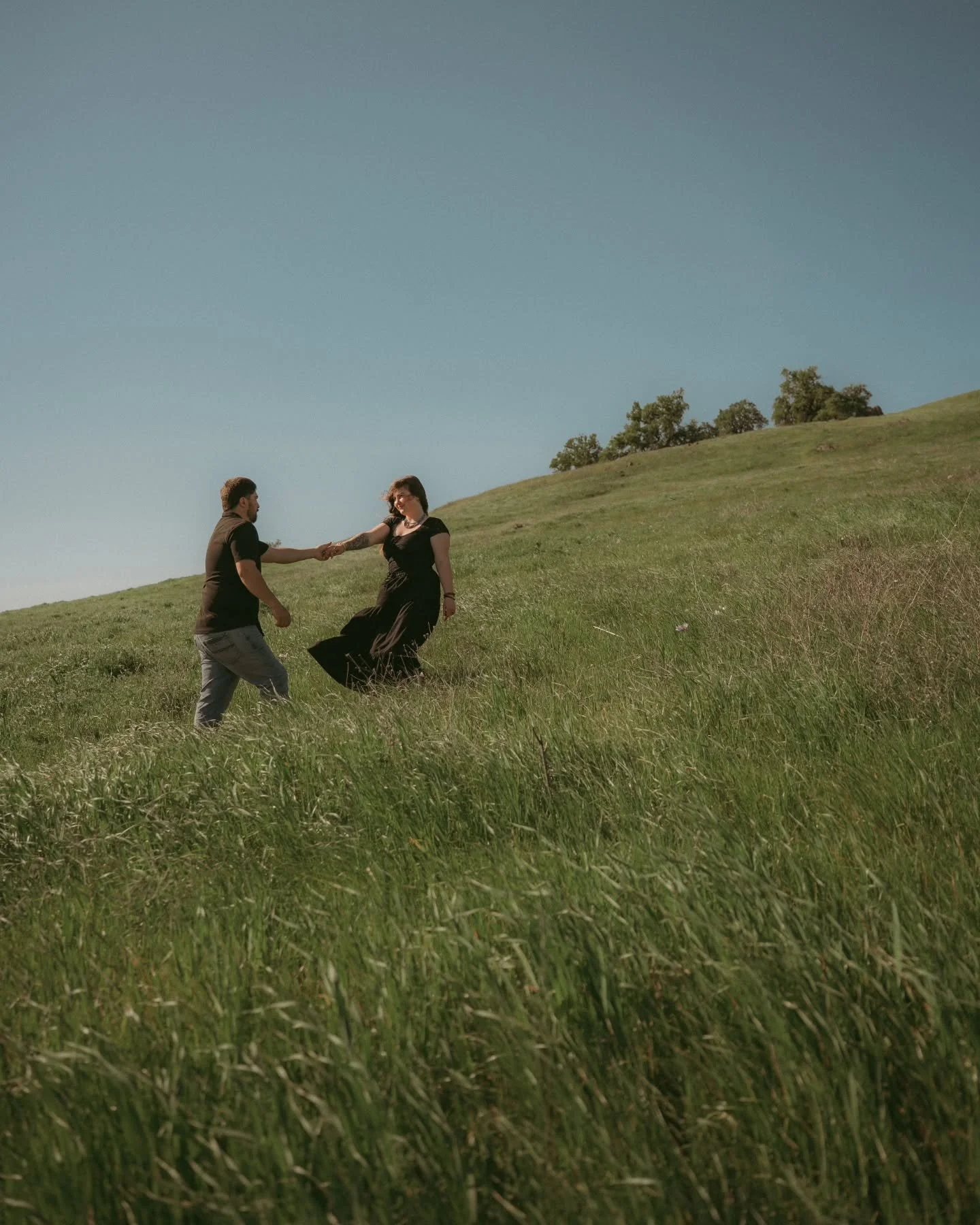 Breezy winds &amp; climbing the steepest hill in the area made this photoshoot a memorable adventure for Mike and Jozie.
