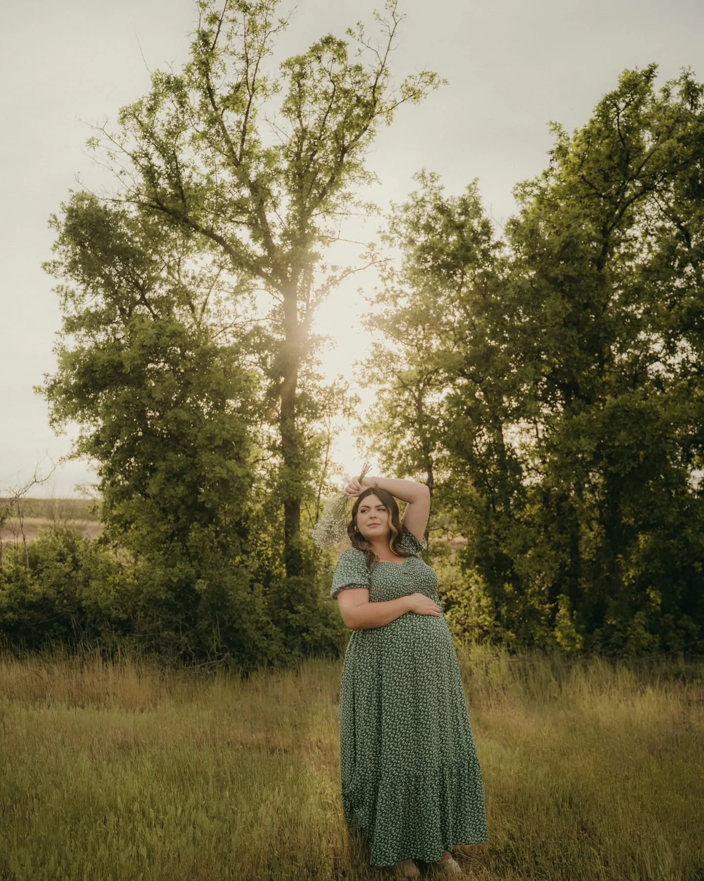 The powerful feeling you get when you hear a quick heartbeat and feel the kicks throughout the day . 👣🤎