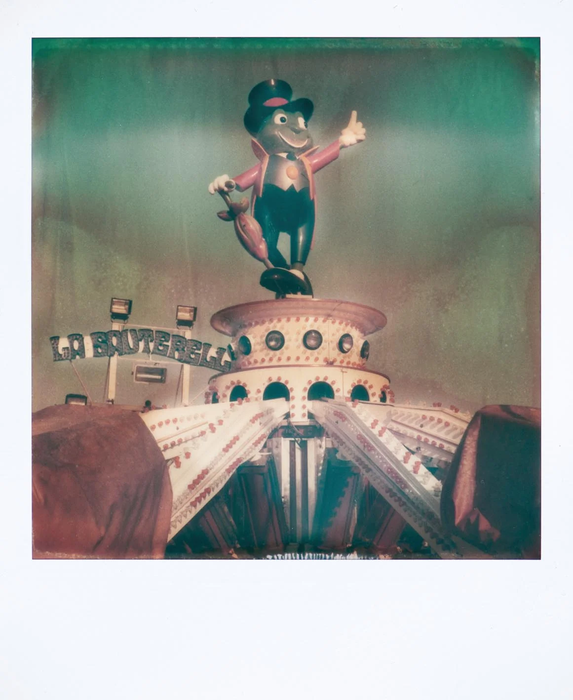 Thumbs up, SX70