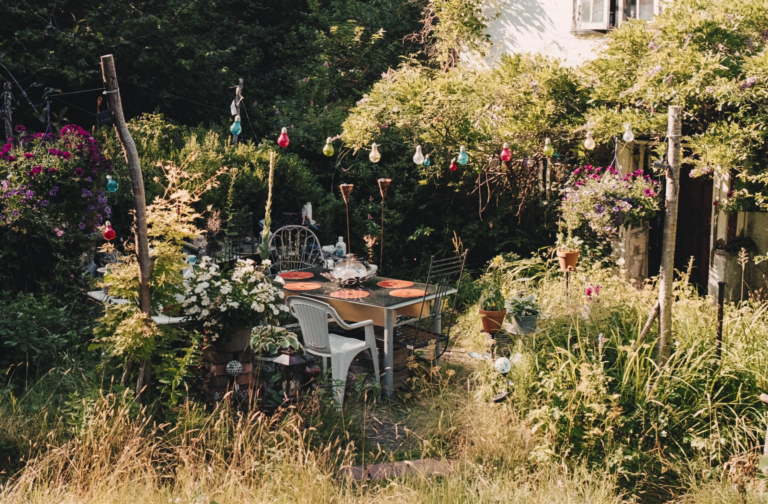 cottage.jpg