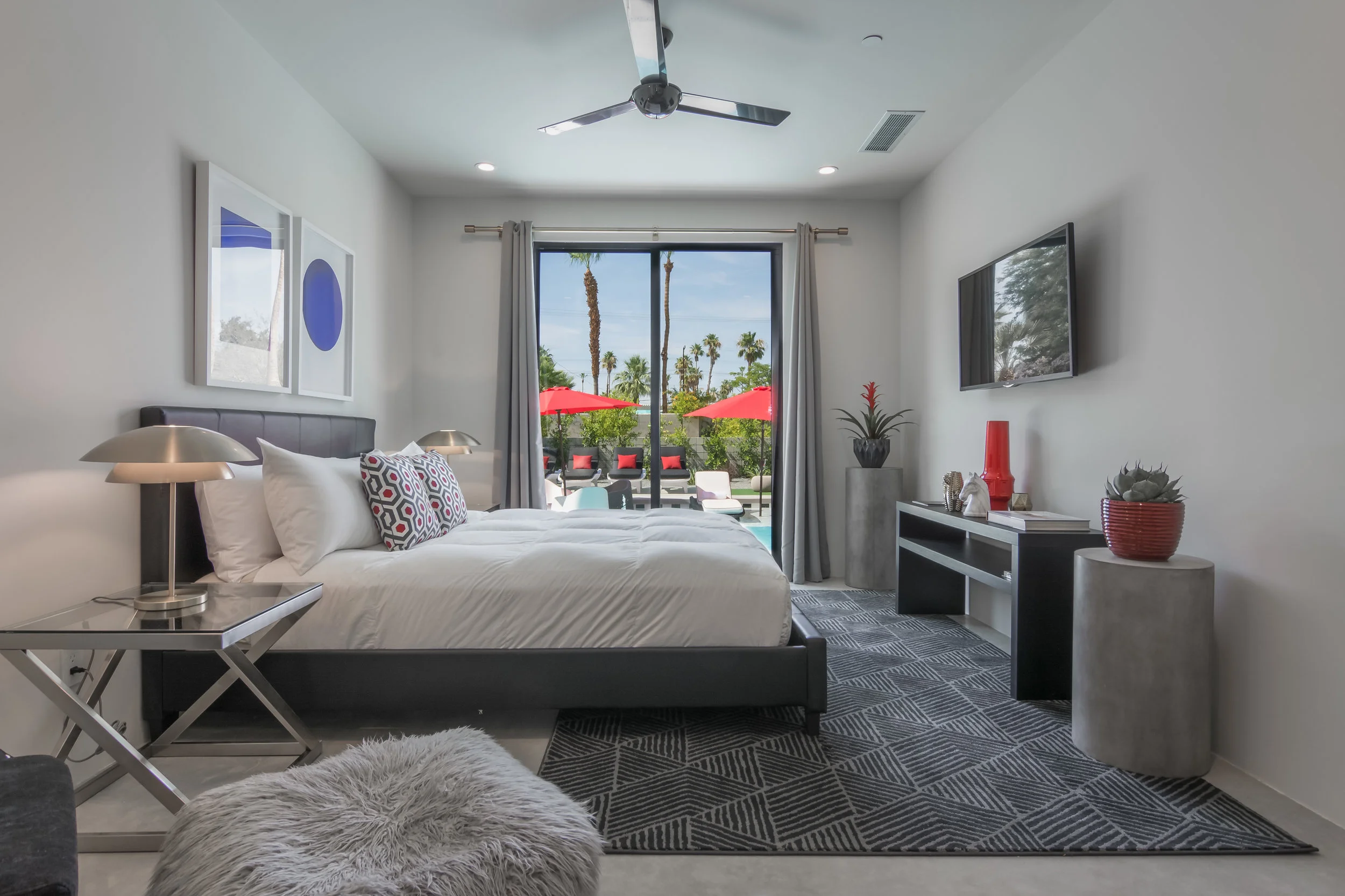 Estate-33-Palm-Springs-48.jpg