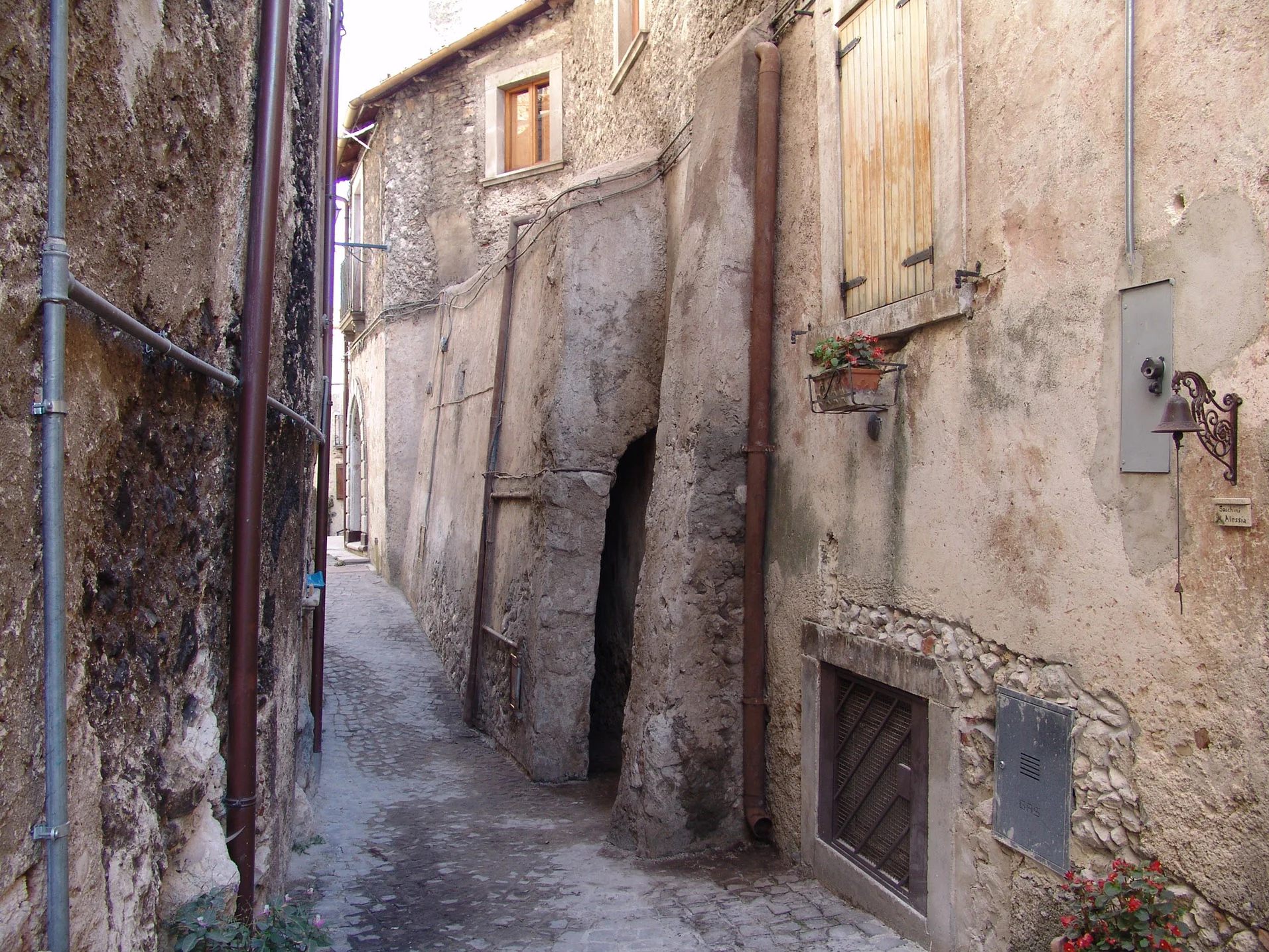 Narrow escape route exposed