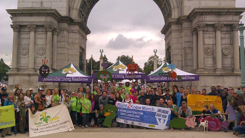 r2k_at_grand_army_plaza.jpg