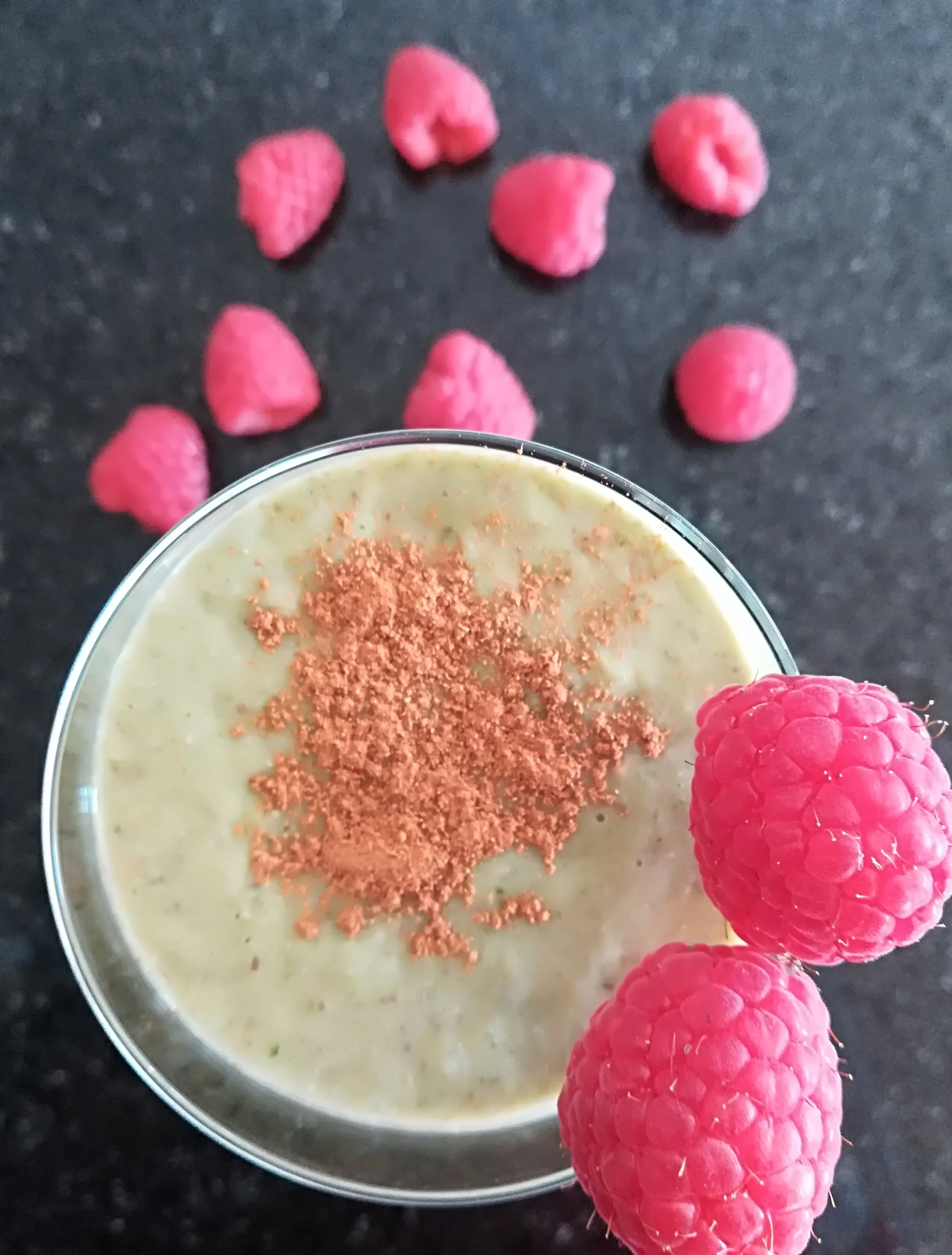 Avocado-spinach smoothie.jpg