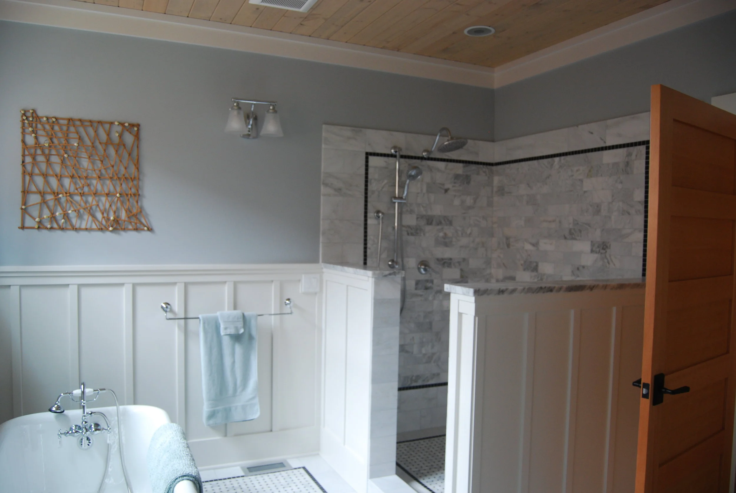 Nelson guest bath.JPG