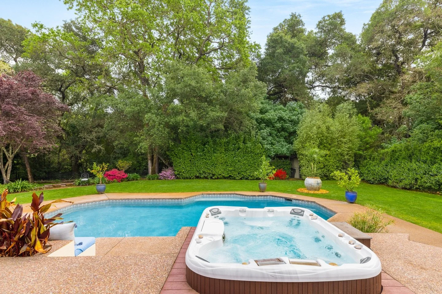 OPEN HOUSE 1-3pm &bull; 900 W Agua Caliente Rd &bull; Sonoma &bull; Offered at $2,495,000

3BD | 3BA | &plusmn;3,872 SF | &plusmn; 1 Acre lot 

Positioned at approximately $644 per square foot, the home represents one of the most compelling value opp