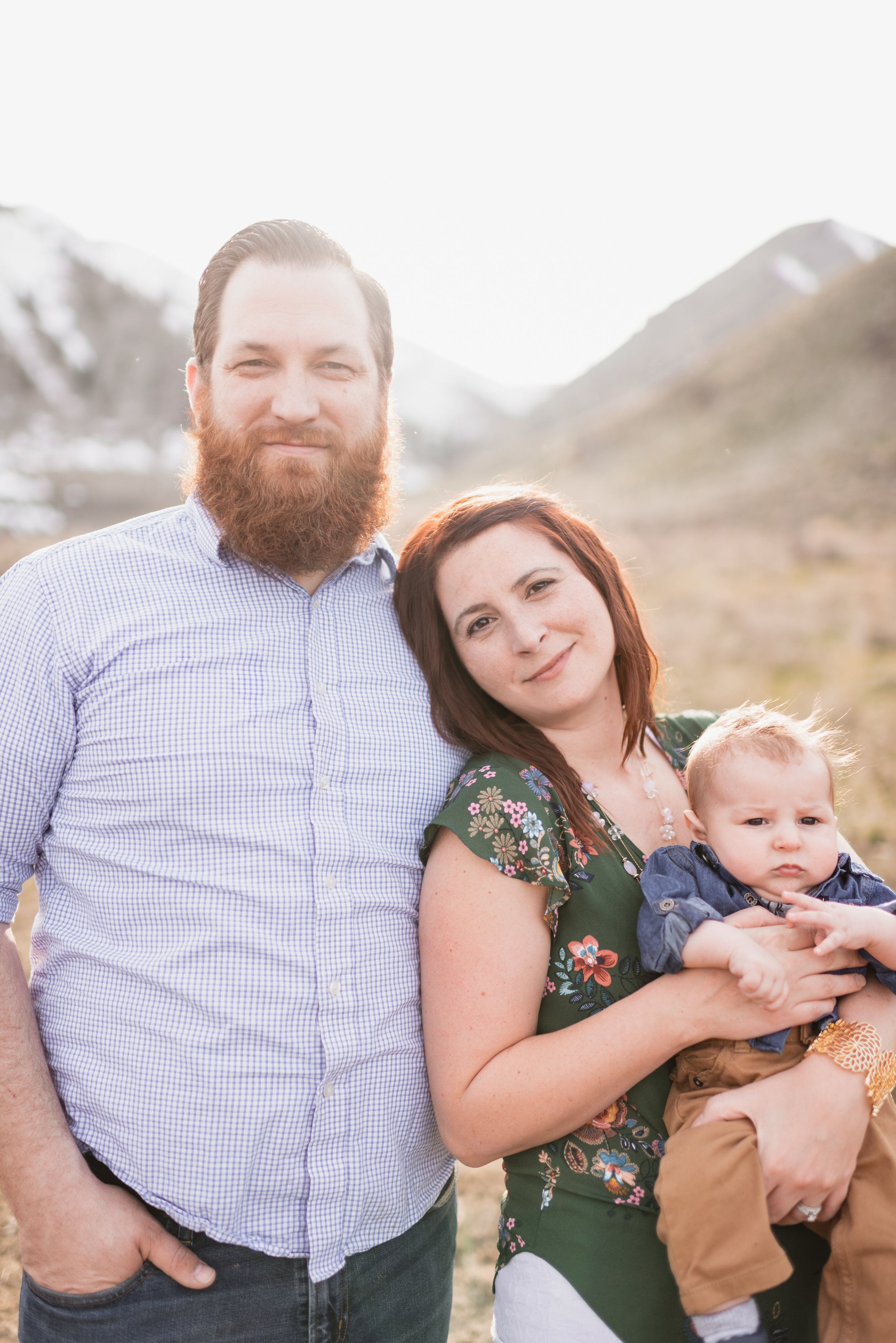 Family photographer in wenatchee, chelan, and the methow valley