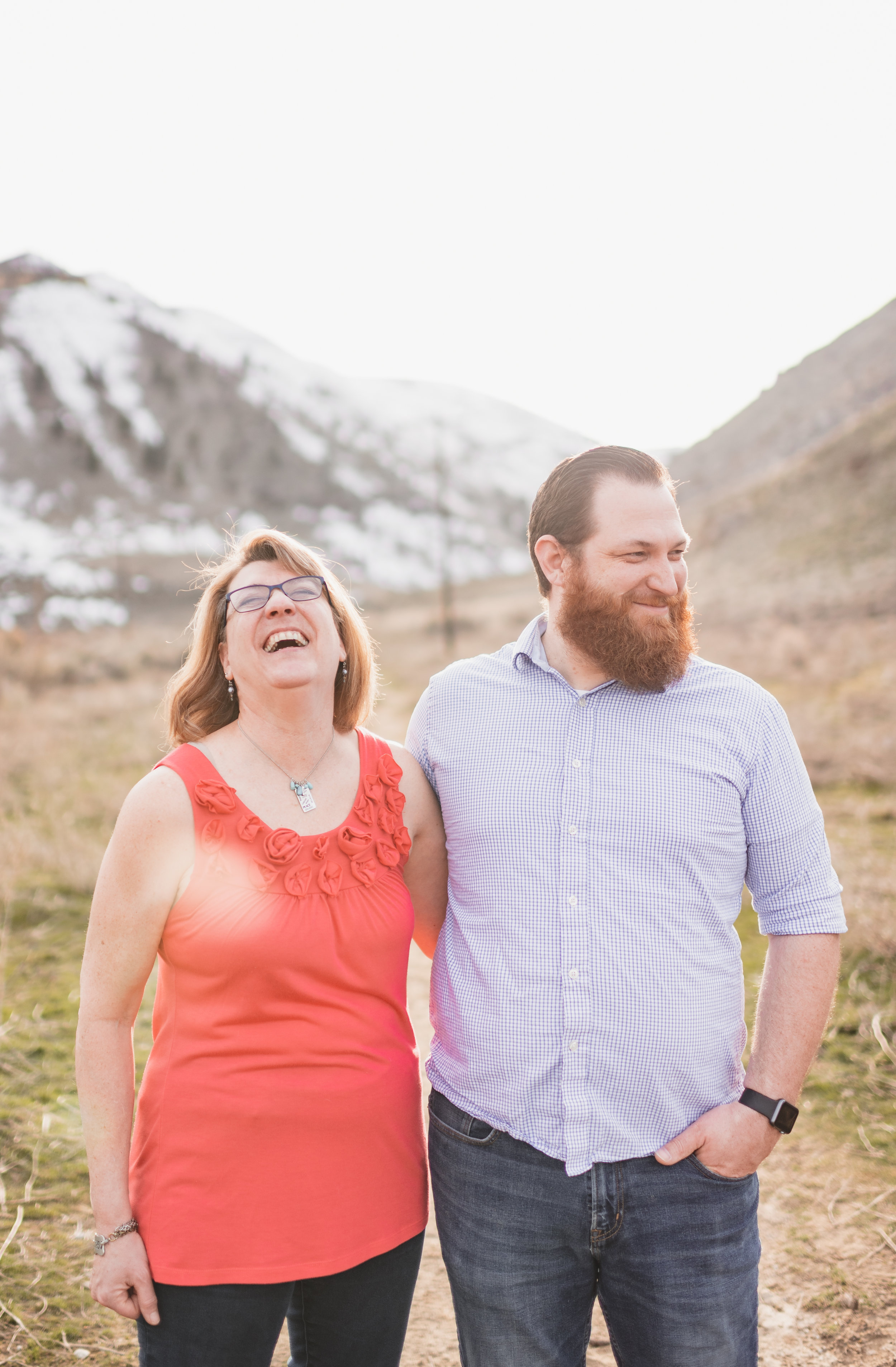affordable family photographer in wenatchee or chelan