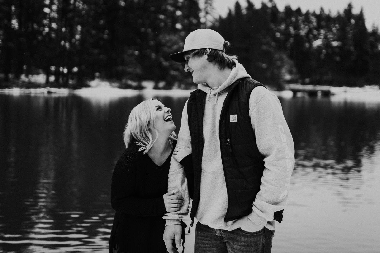 lacamas lake fallen leaf park camas washington jamie carle engagement session snow winter dock water vancouver feminist queer lgbtq wedding photographer