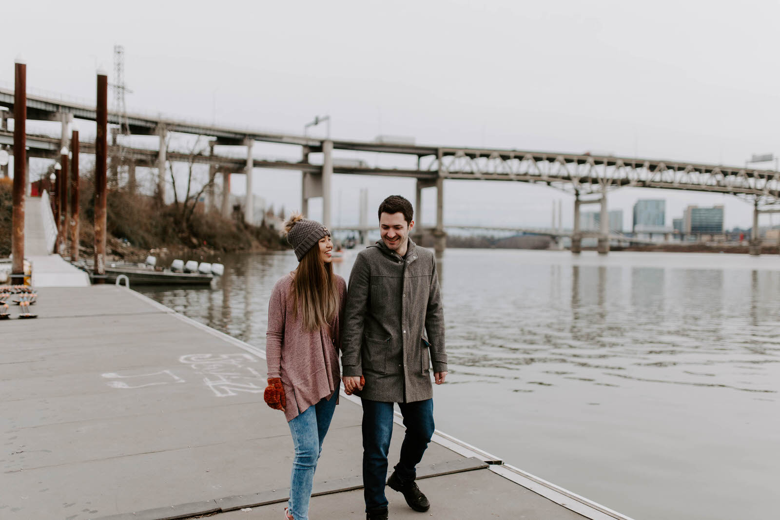 kyle and noon 90 day fiance tlc couples session portland oregon tillikum bridge crossing omsi eastback esplanade dock winter cloudy overcast reality star wedding photographer jamie carle