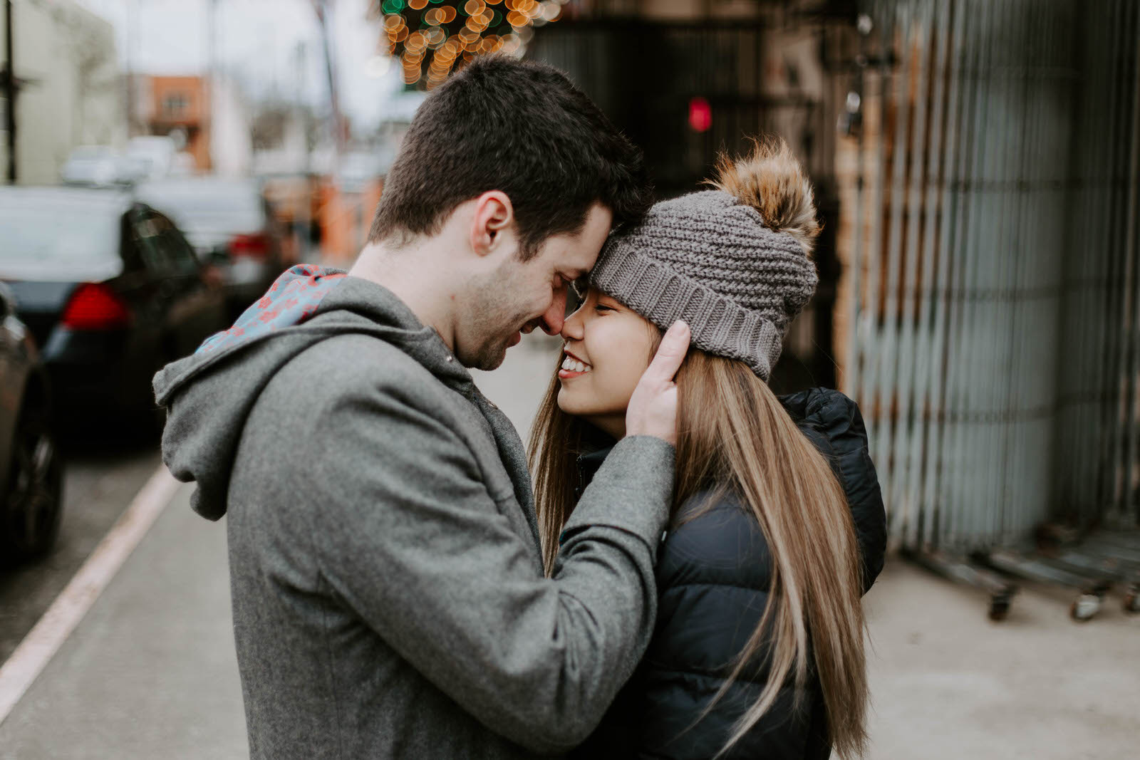 kyle and noon 90 day fiance tlc couples session portland oregon tillikum bridge crossing omsi eastback esplanade dock winter cloudy overcast reality star wedding photographer jamie carle