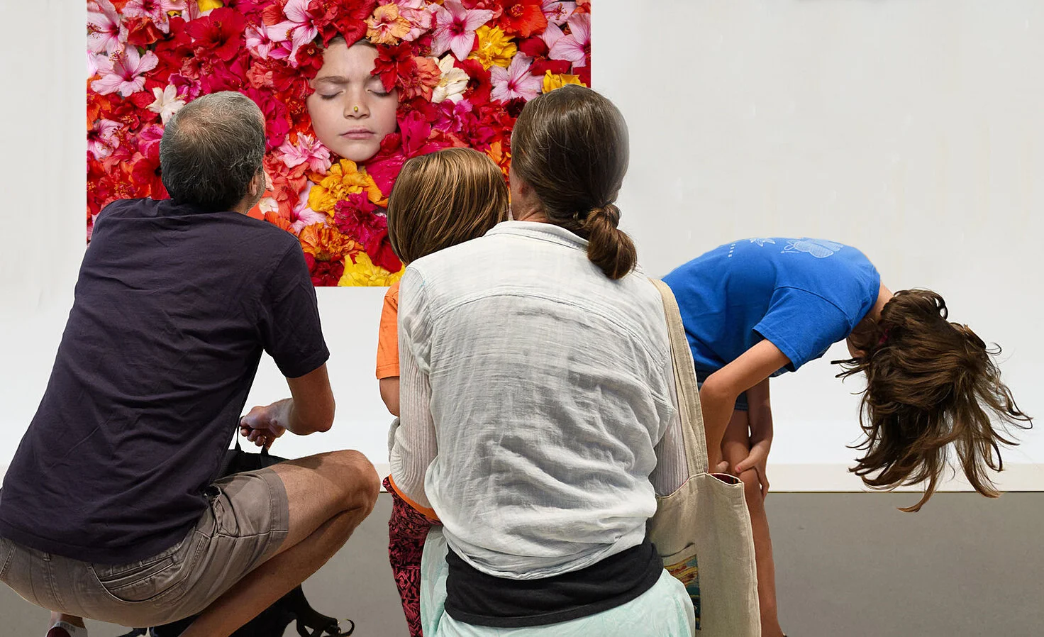 סופש בגלריה - סיורי חוויה לכל המשפחה בהנחיית מיקה גנני