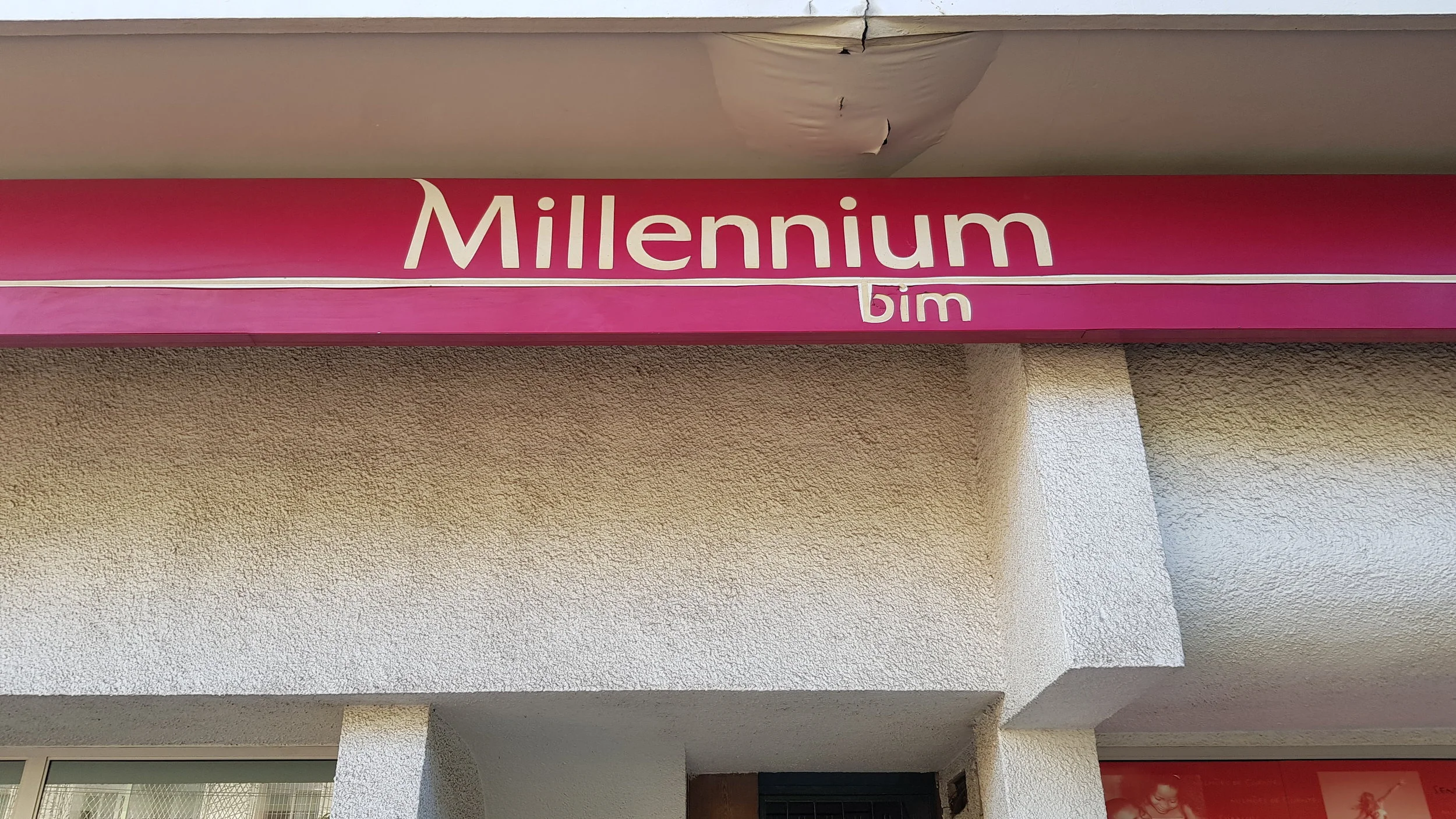 Fachada do Millenium, um dos principais bancos de Moçambique