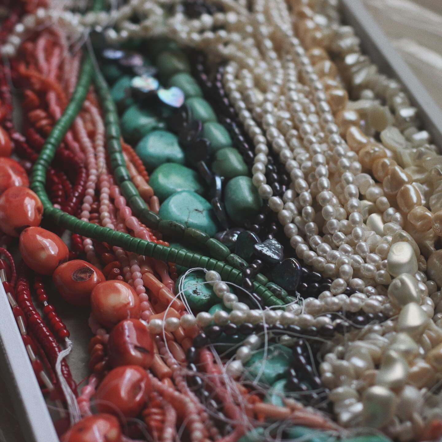 Strings of beads await a new collection&hellip; stay tuned! 

#cirealexandriajewelry #cirealexandria #freshwaterpearls #pearls #coral #turquoise #stonenecklaces #beadednecklace #beadingsupplies #art #inthestudio #rawbeads #pearljewelry