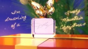 "A Smoky Mountain Christmas" - Dolly Parton | Lyric Video