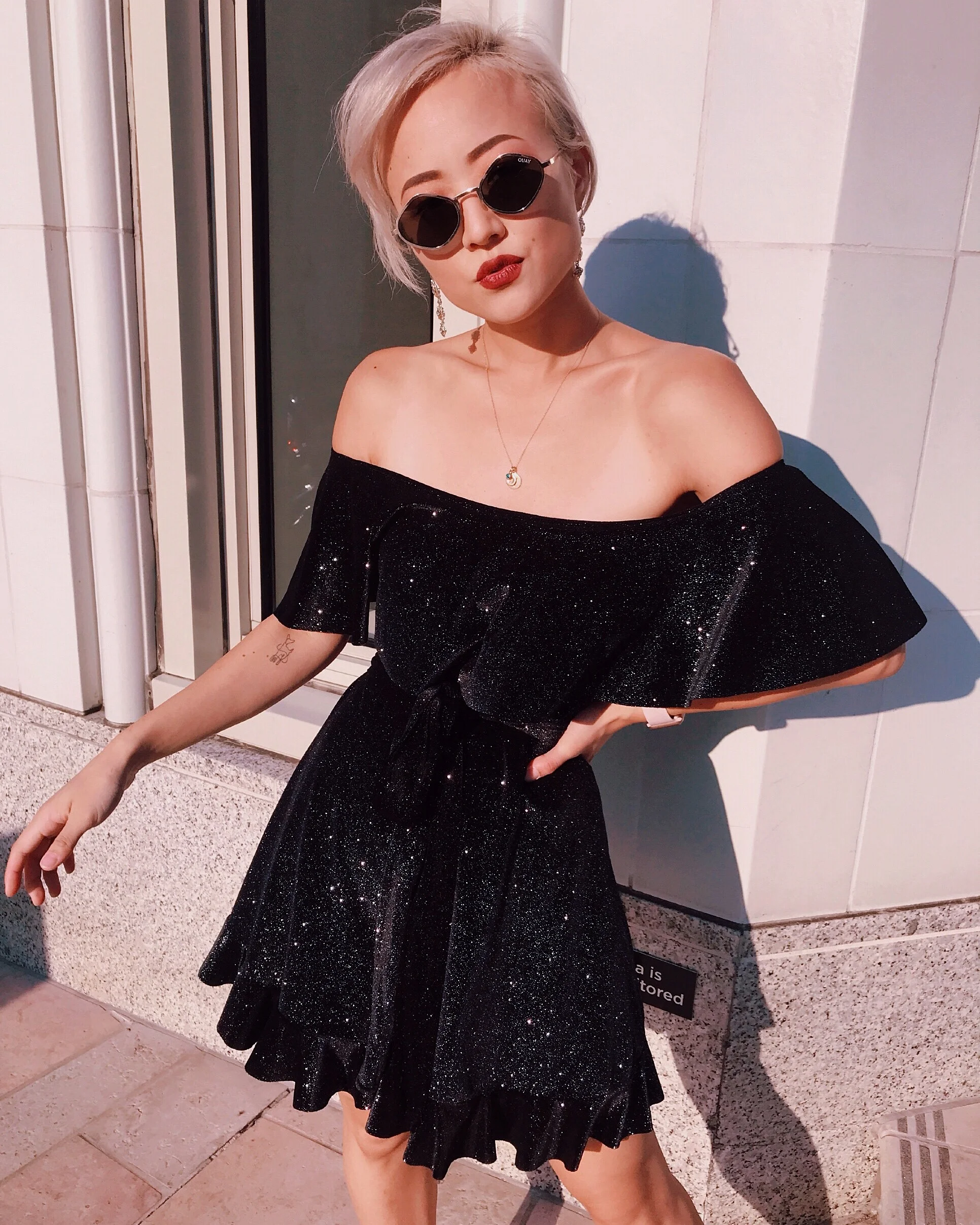 Van in Black Milk 3.jpg