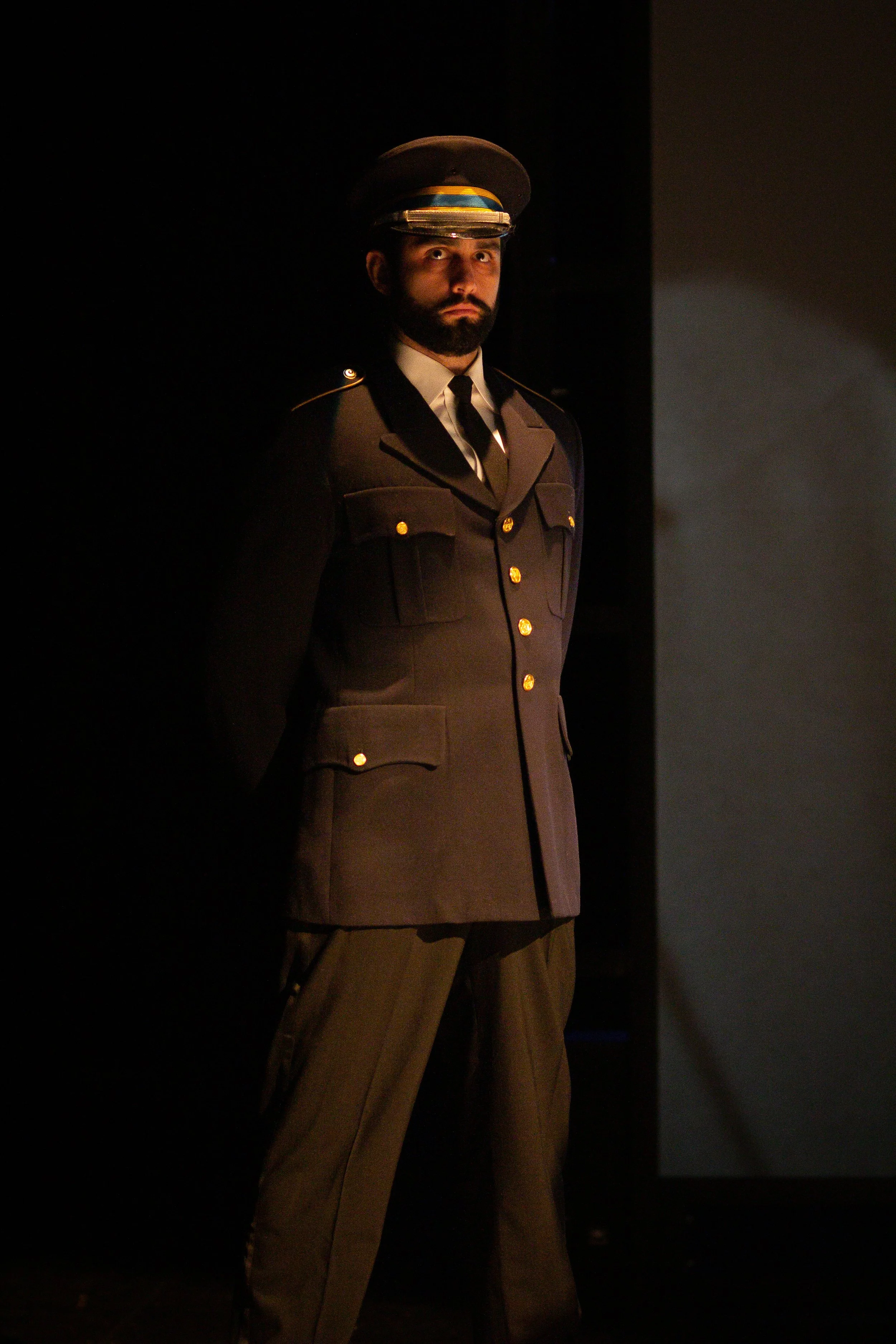 002023-WINTERS-TALE-DGSD0177.jpg