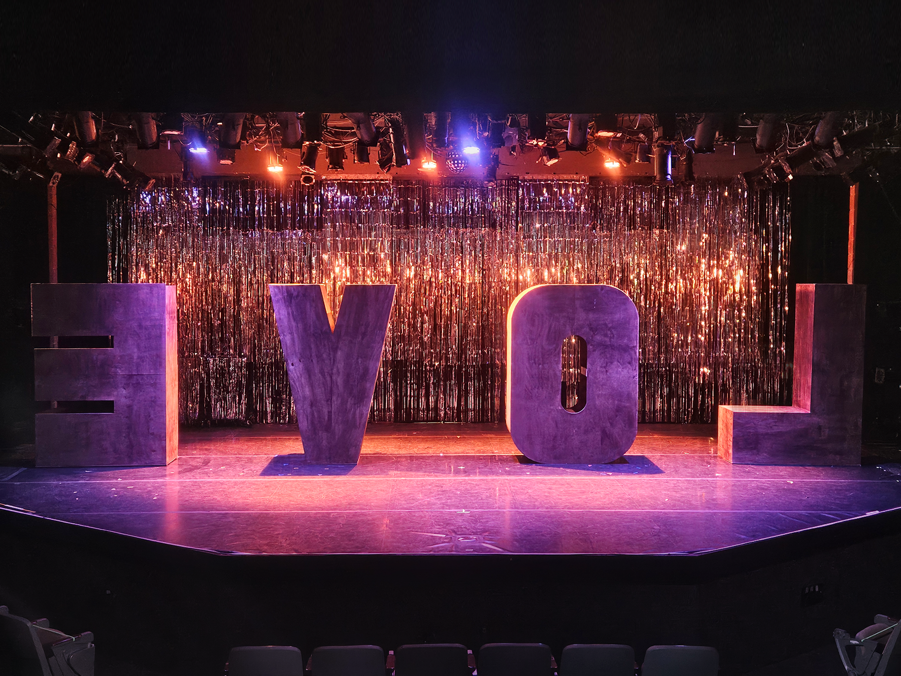 ATW_SET PHOTO.png