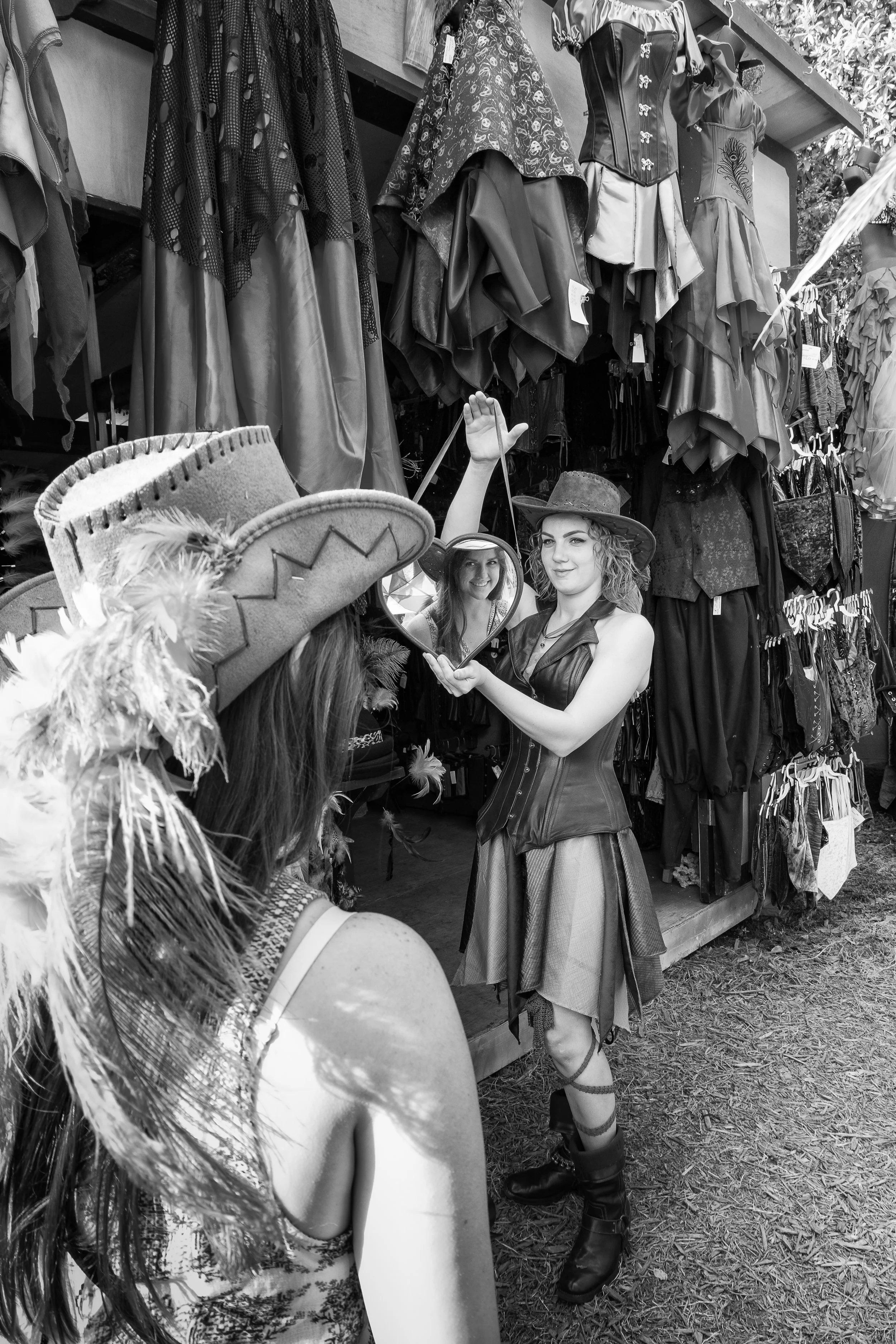 RenFestFuji_BW0.jpg