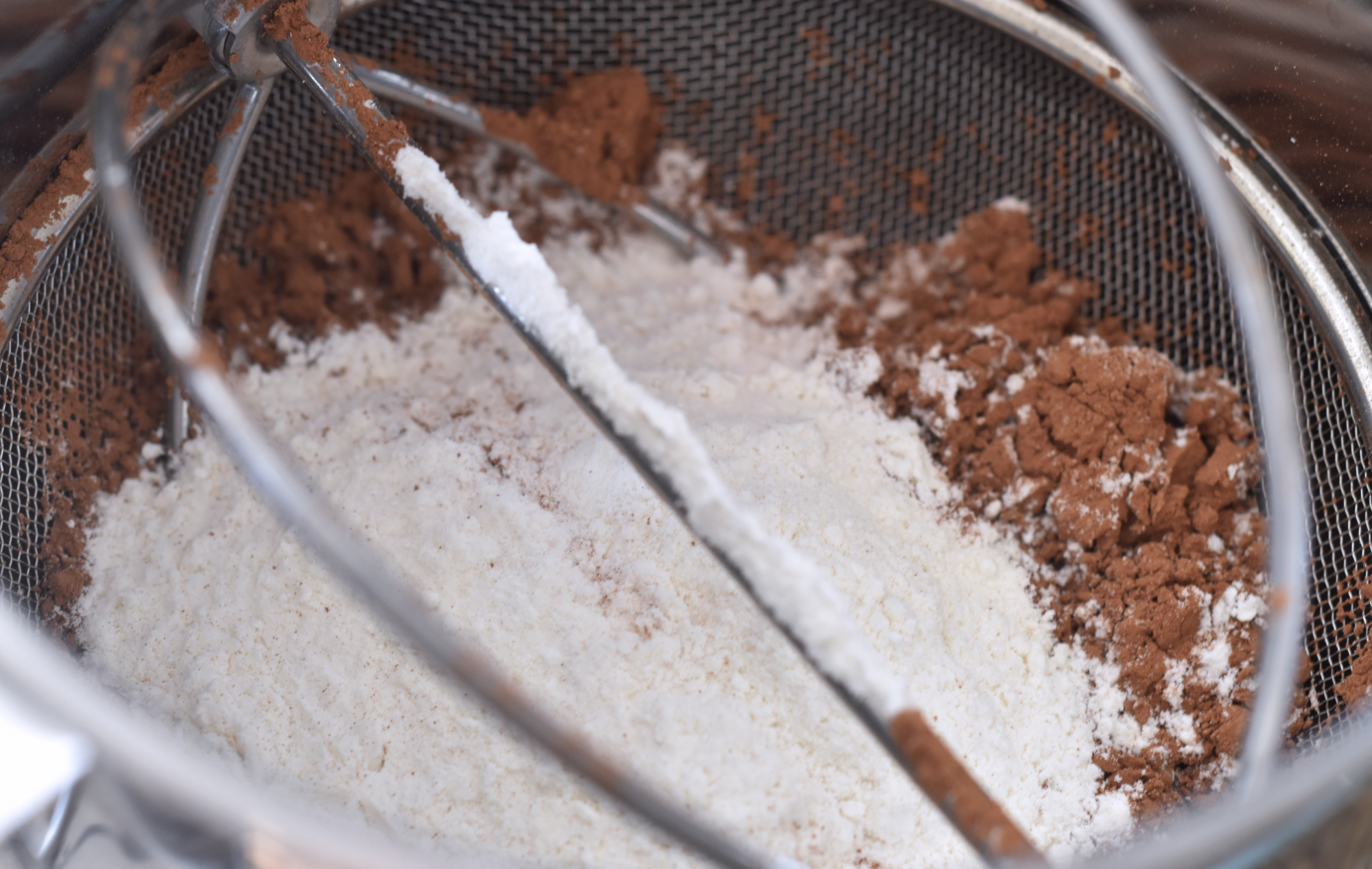 Swifting Flour and Cocoa_v01.png