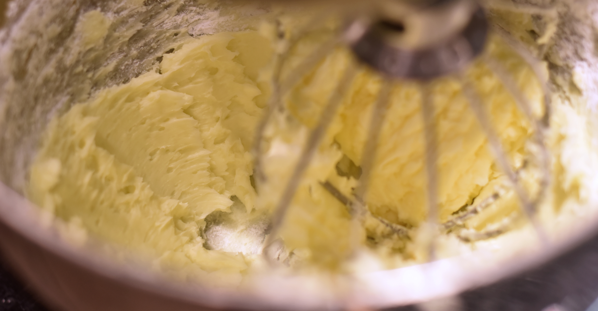 Creamed Butter Frosting V01.jpg