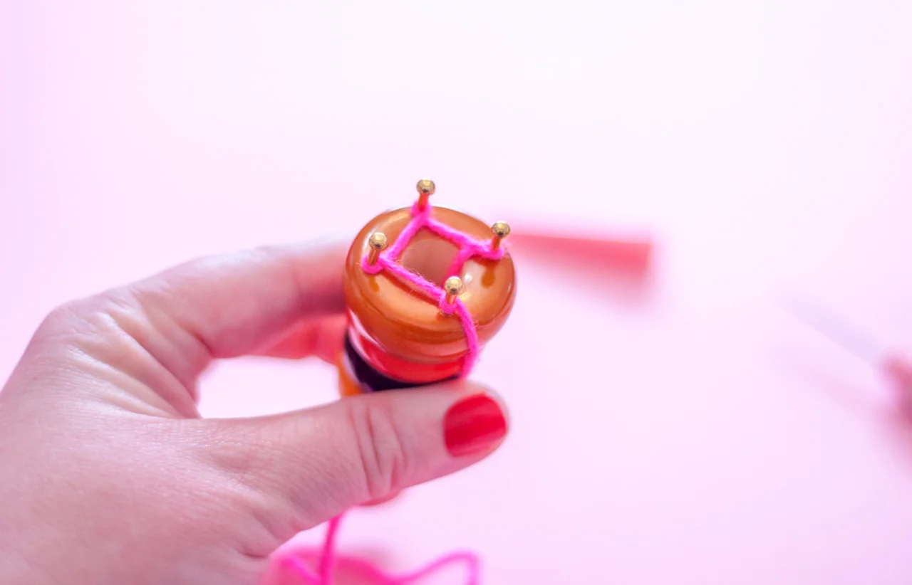 DIY Yarn Neon Sign Step 3.jpg