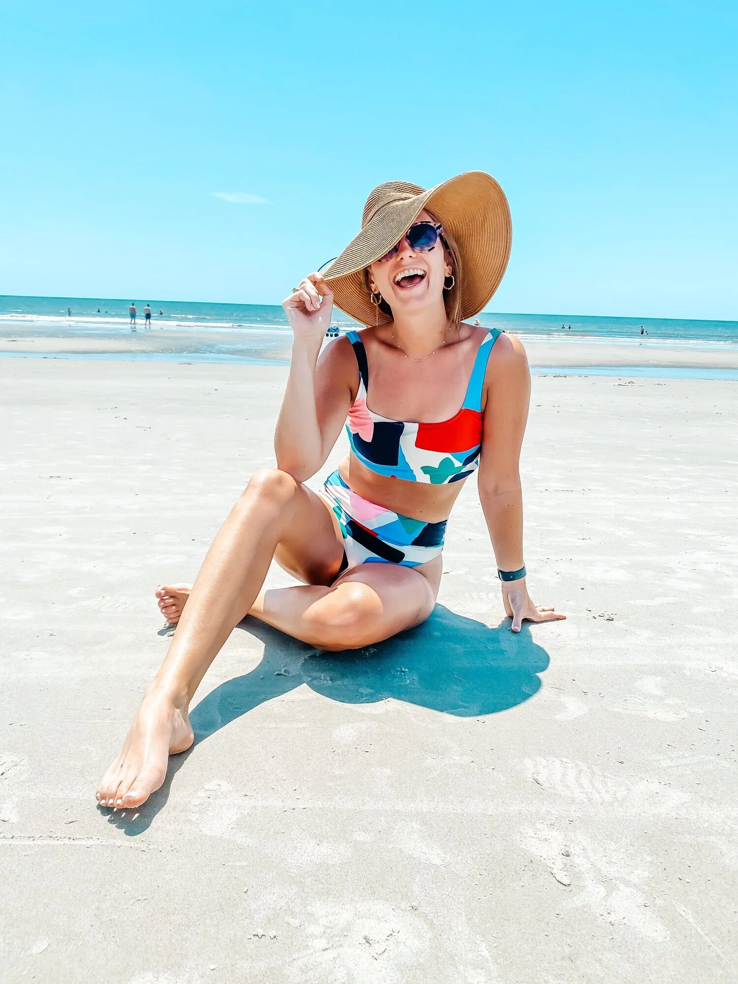 What's in My Beach Bag :: Beach Essentials