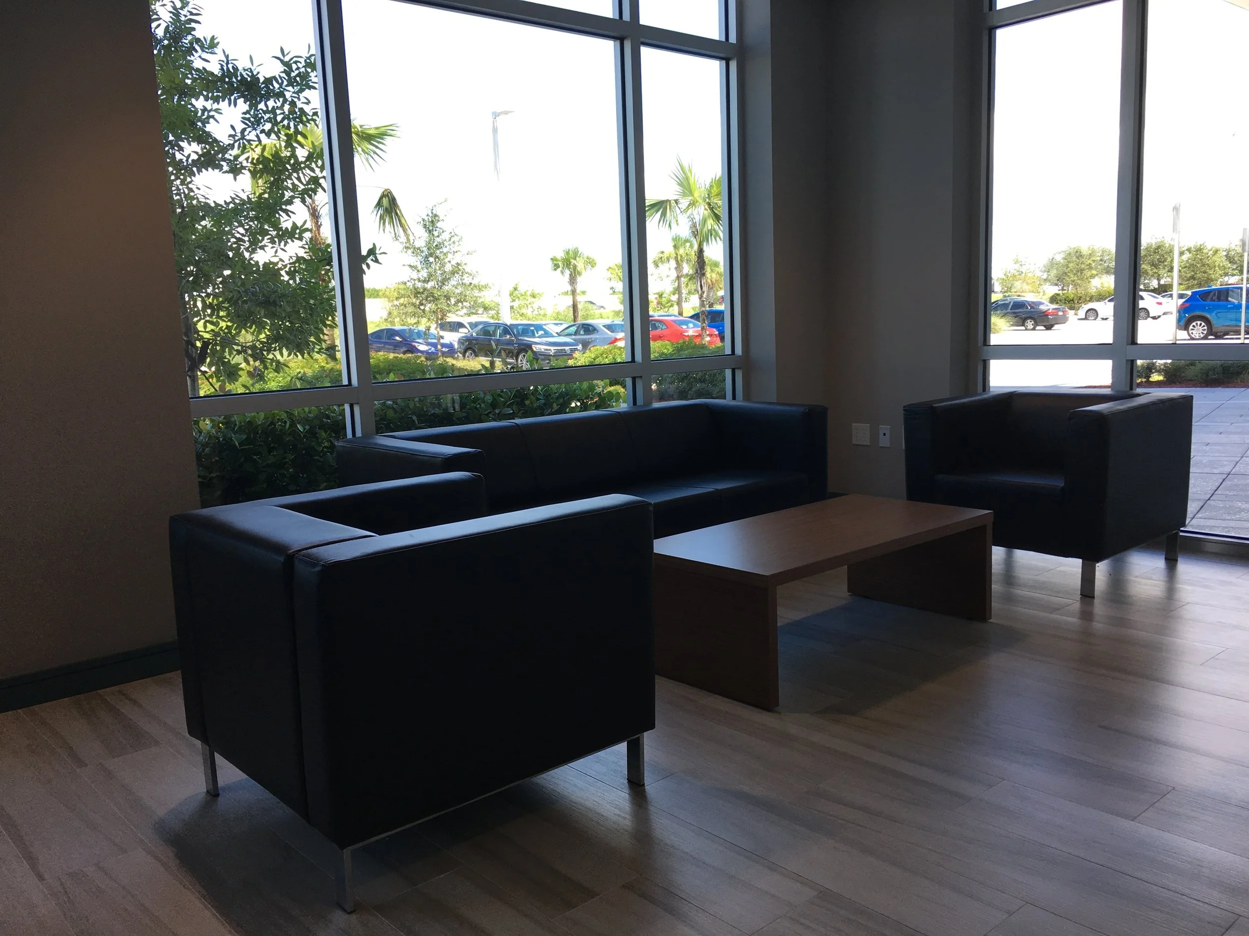 The CEO'S Lounge