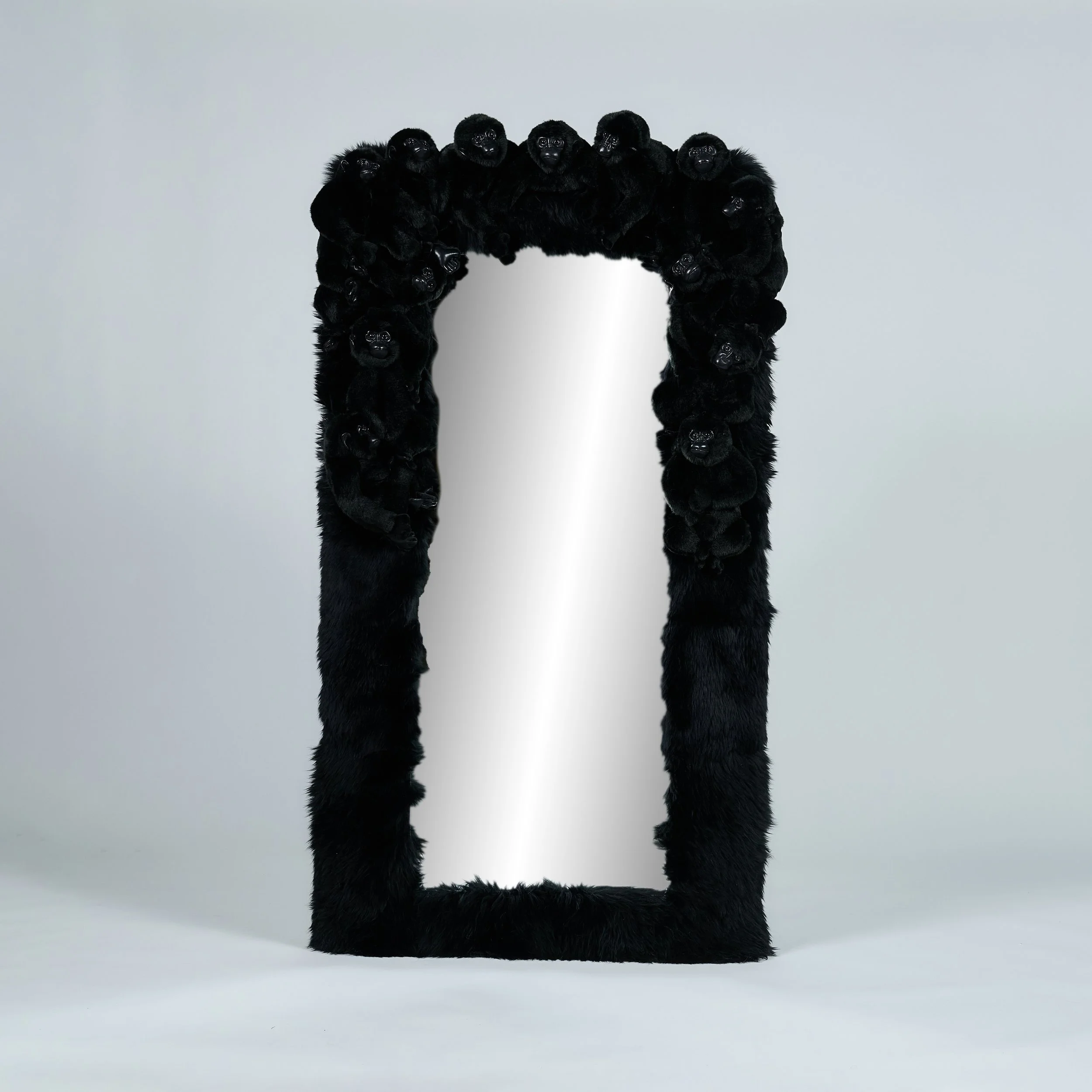 AP Collection – Limited Edition

Bring a bold touch of wild charm into your home with The Gorilla Mirror, an artistic creation from the AP Collection.

 Measuring 160 x 90 cm, each mirror is a one-of-a-kind piece, handcrafted in Belgium with meticulo