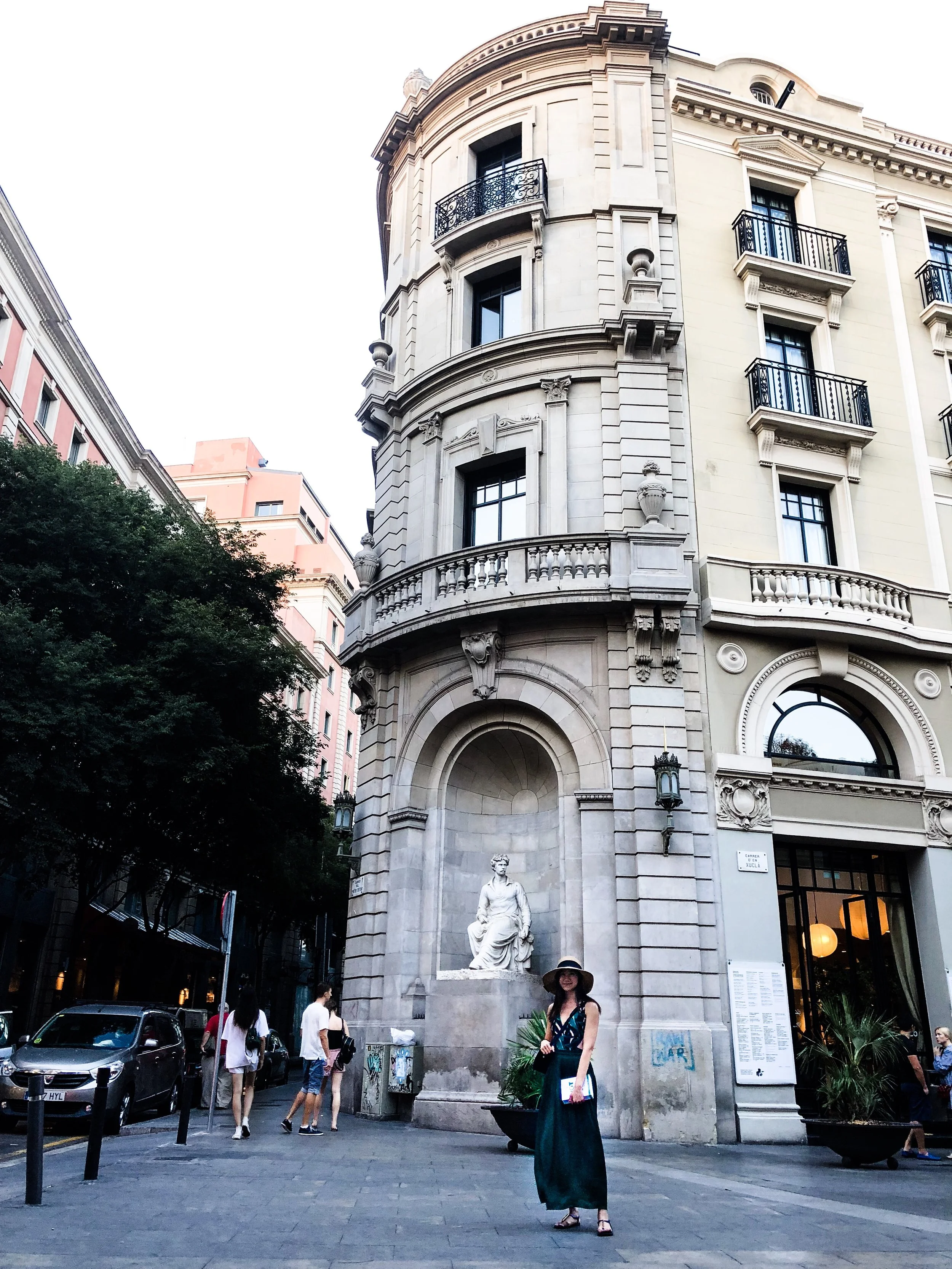 The Granny-in-her-20's Guide to Summer Barcelona