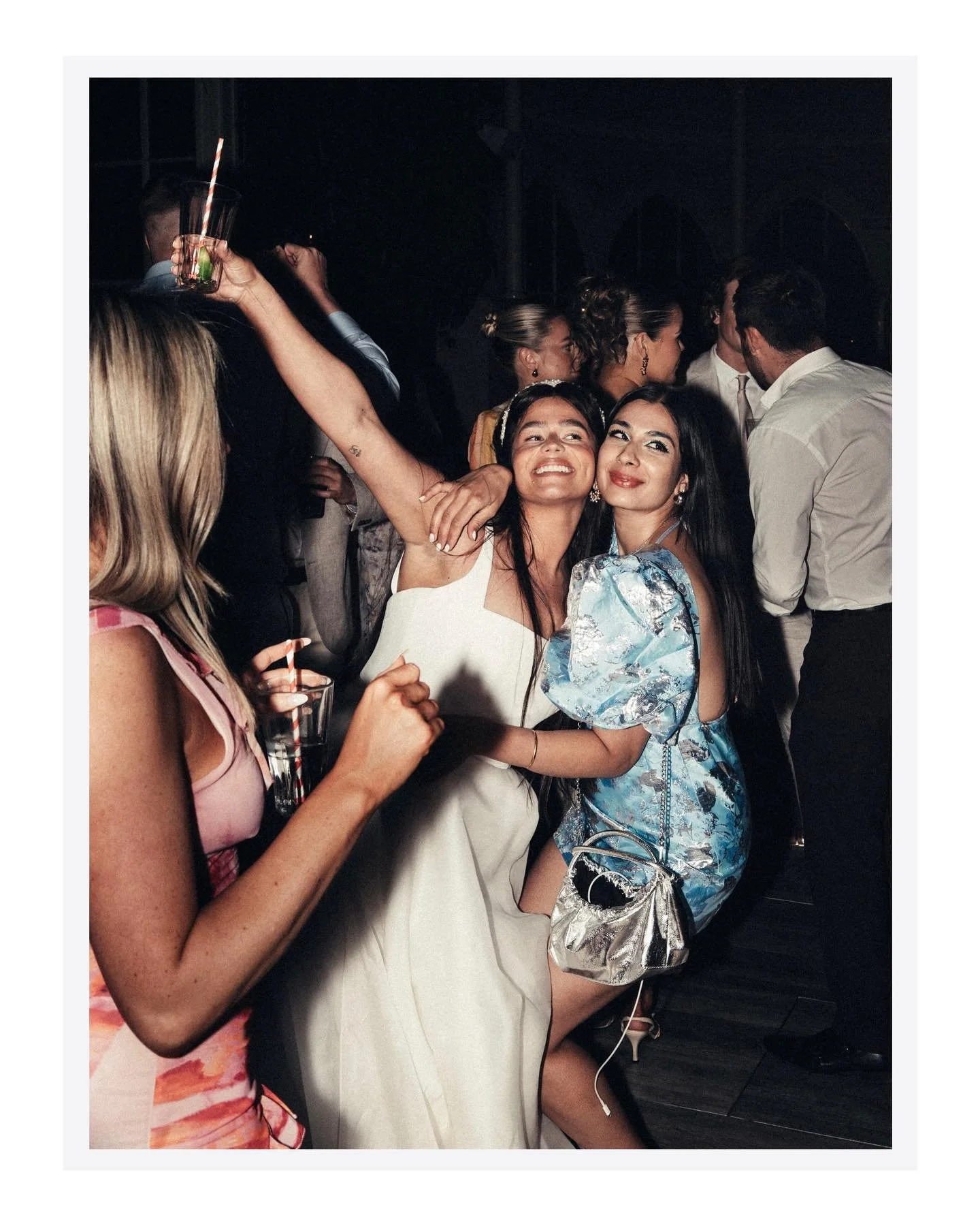Newly wed @jasmineskeates partying the night away in her @suzanneneville dress supplied by @carinabcouture 

#weddingphotography #weddinginspiriation #ukwedding #photobugcommunity 
#bride #weddingdress #weddingreception #35mm #brides