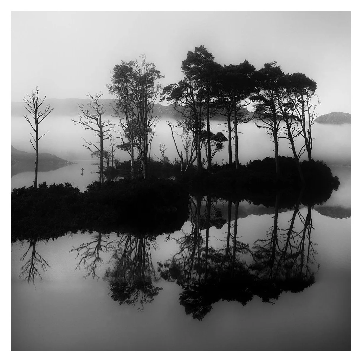 MIRROR ASSYNT