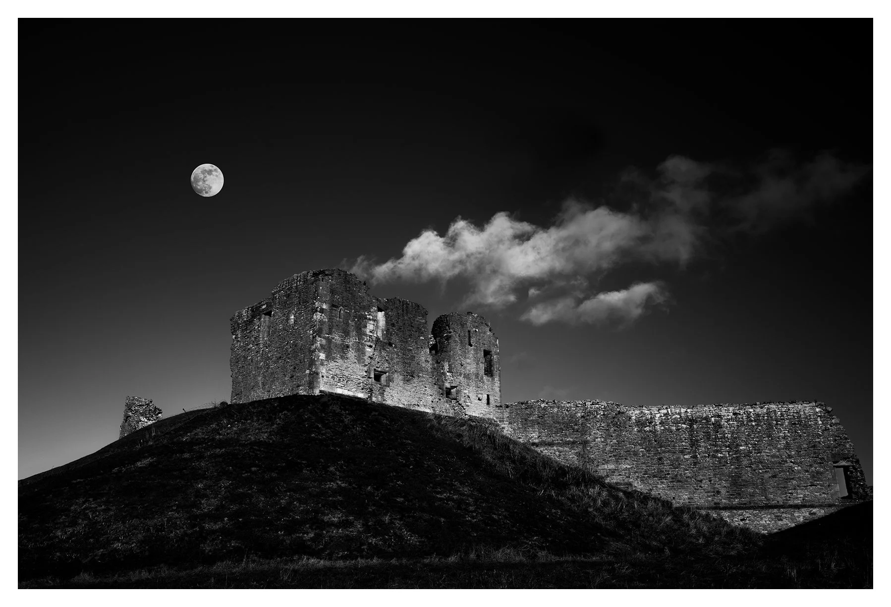 DUFFUS MOON