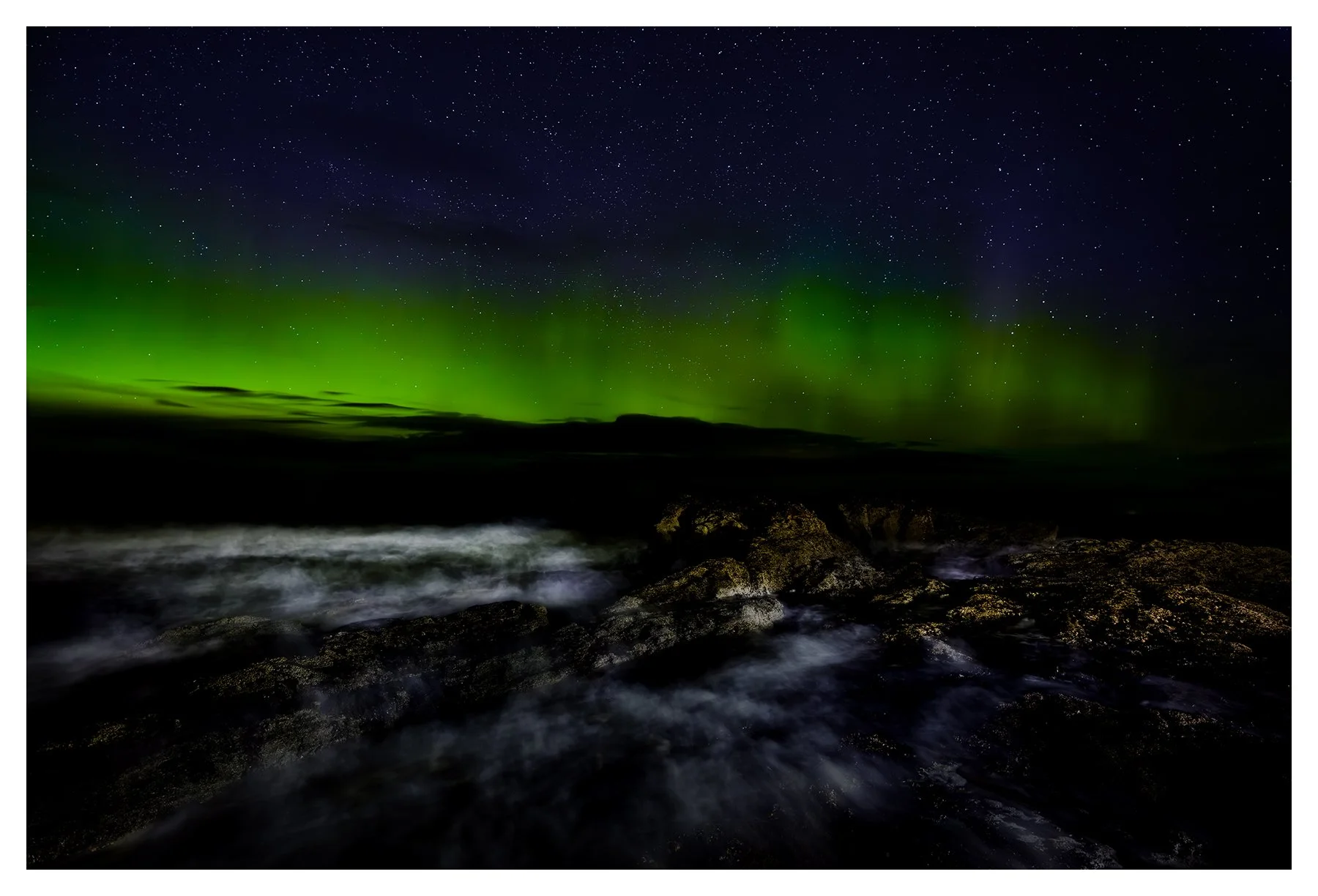 AURORA SHADOWS.