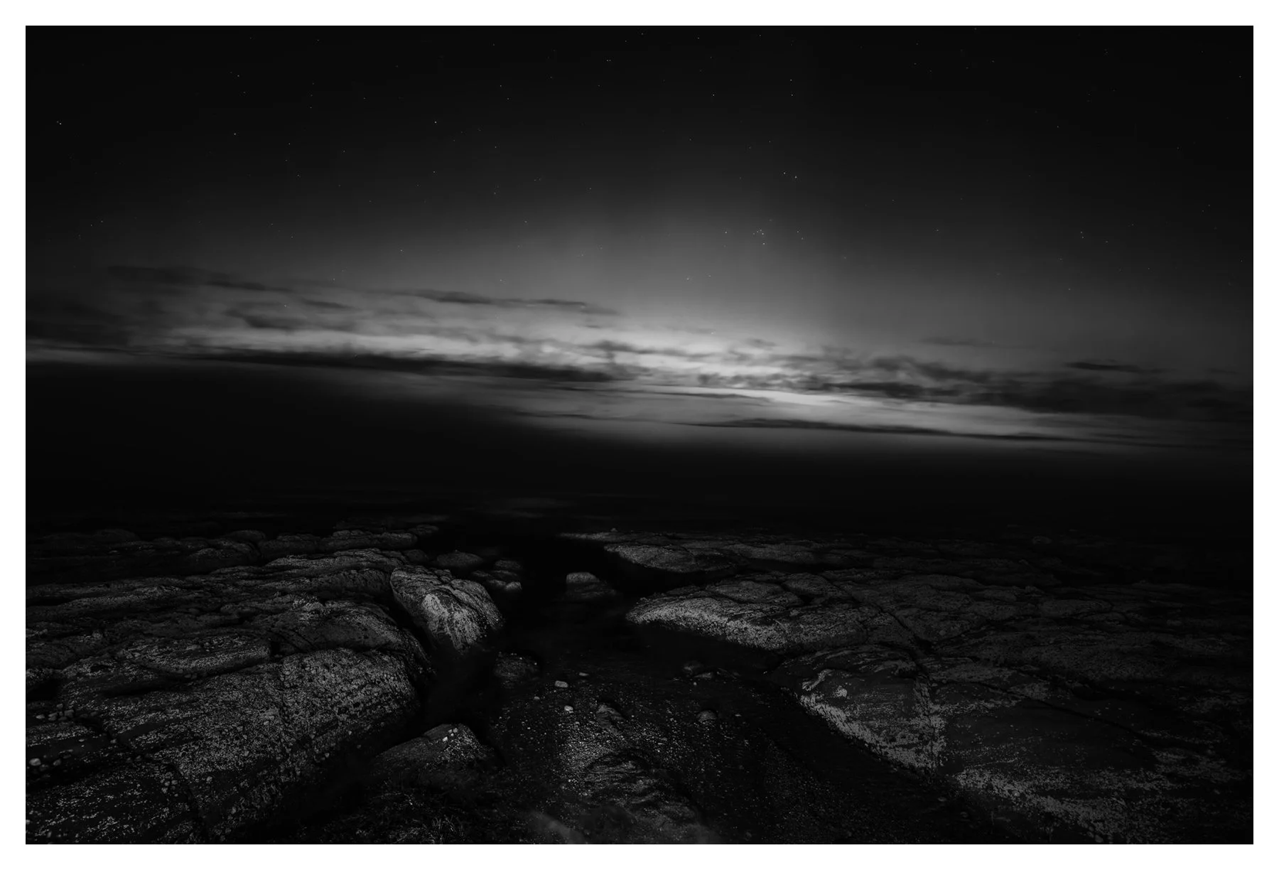 HORIZON GLOW. 