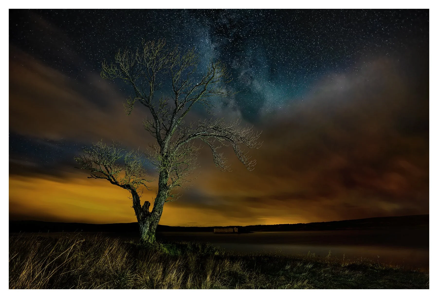 LOCHINDORB NIGHTSCAPE