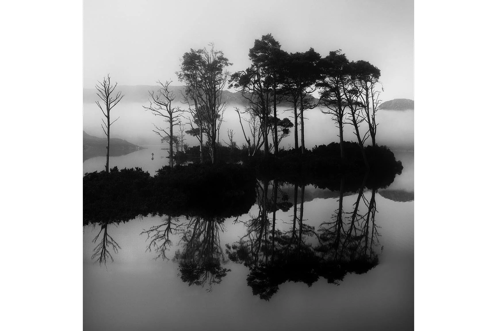 MIRROR ASSYNT