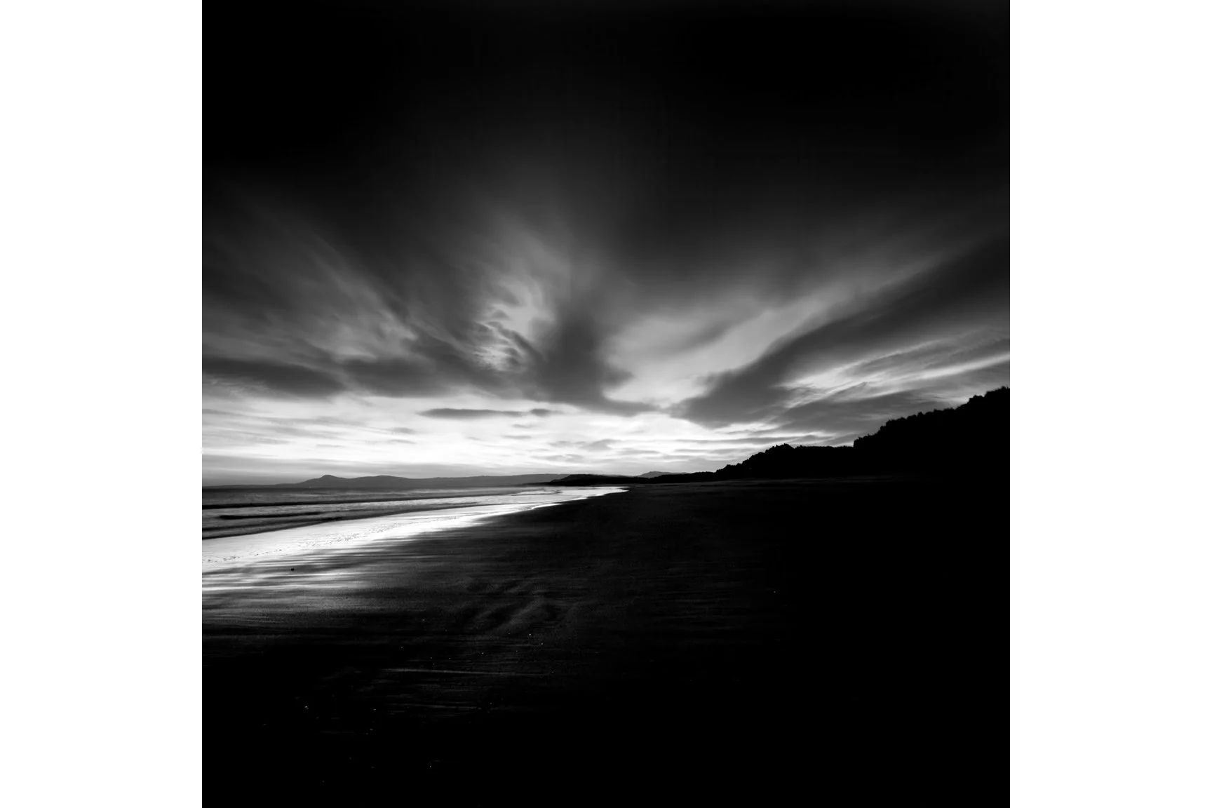 EAST BEACH CLOUD FAN