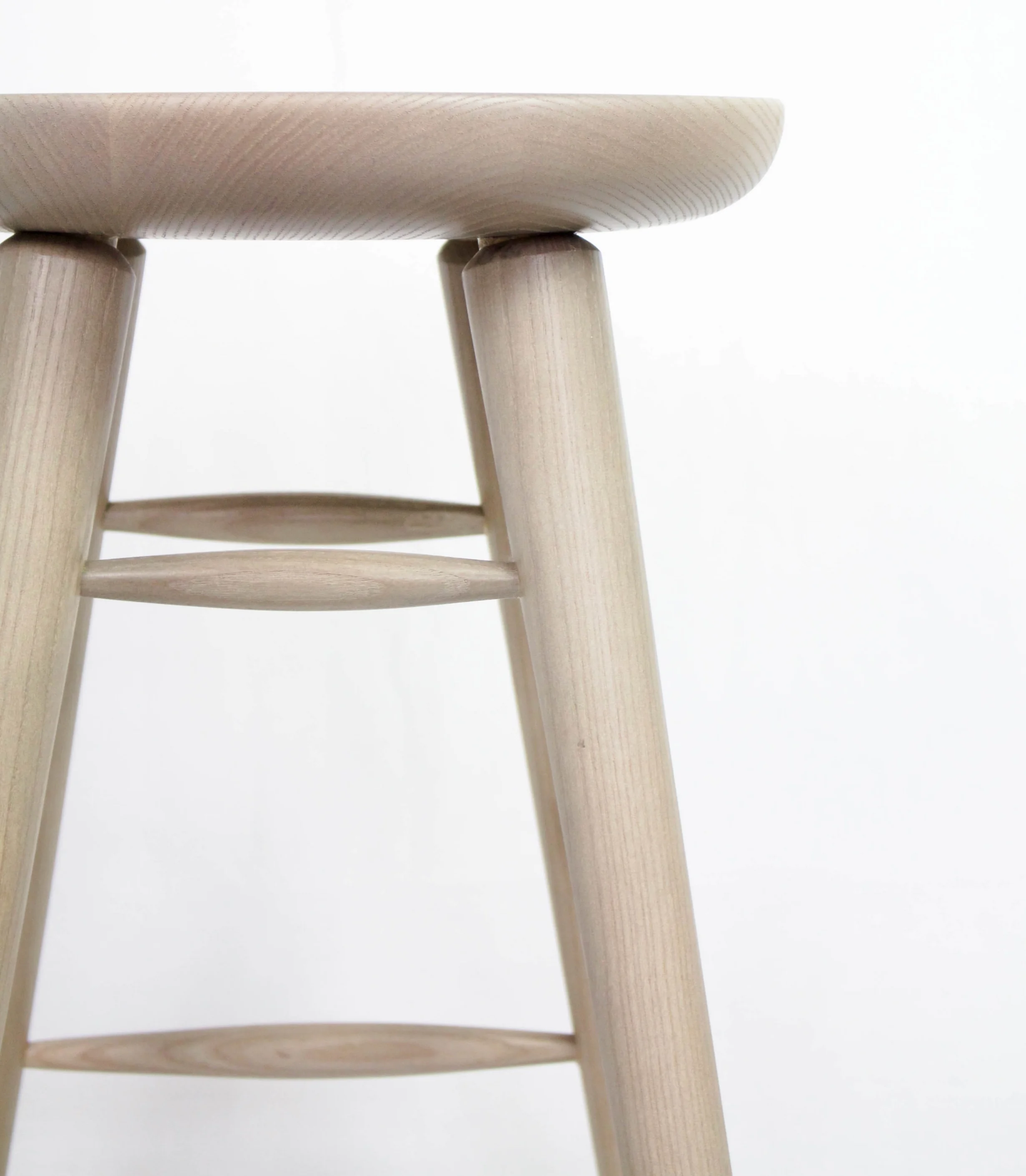 contemporary-ladder-stool-dean-babin.jpg