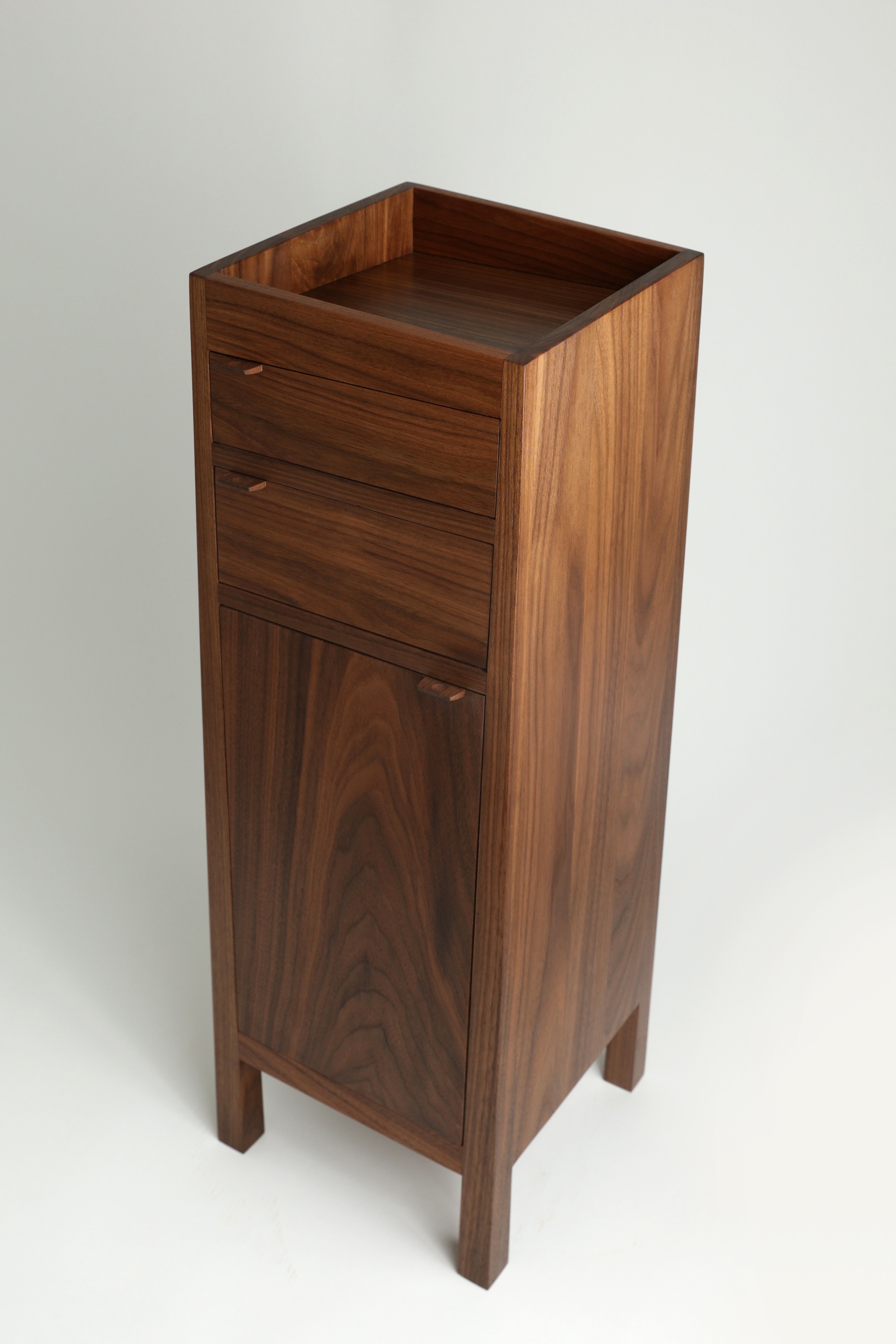 modern-entryway-hallway-cabinet-case-stand.jpg