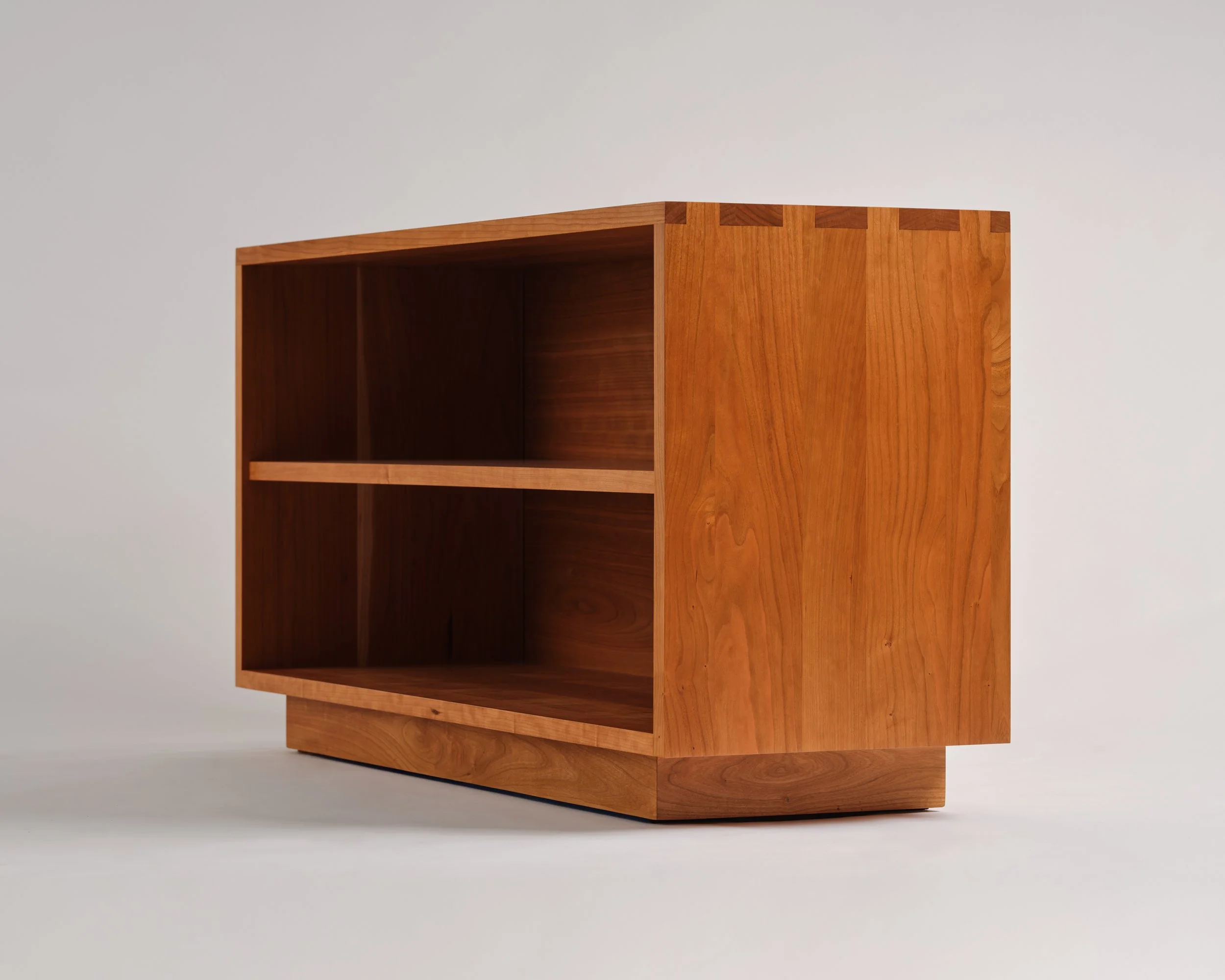 Cherry_Console_02.jpg