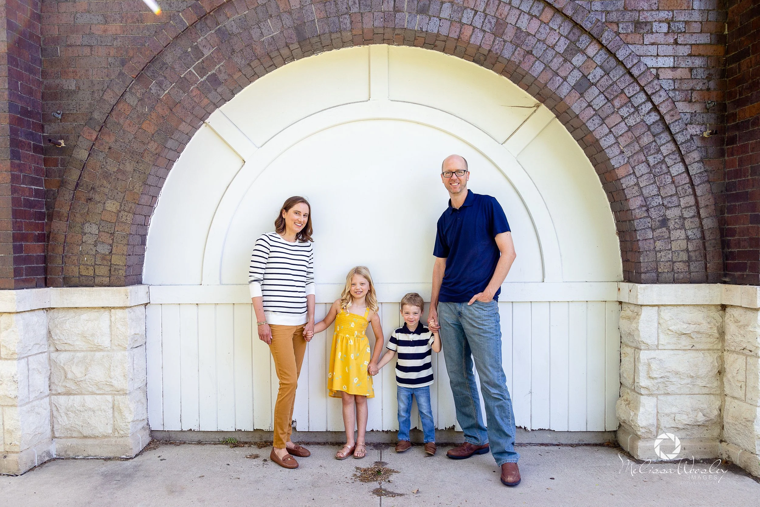 Ackerson Family 2022 MWI-27.jpg